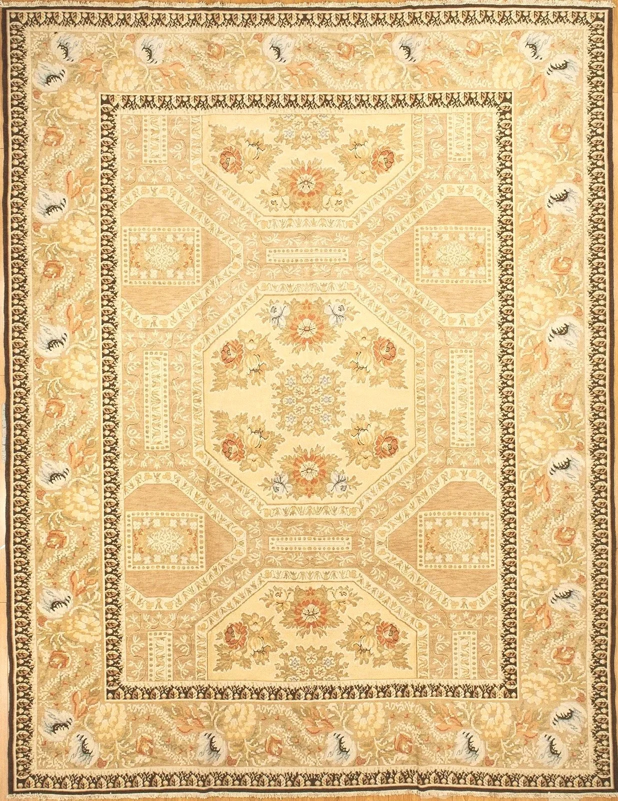 12.2 x 15.10 Abadjian Cuenca  # 609-C