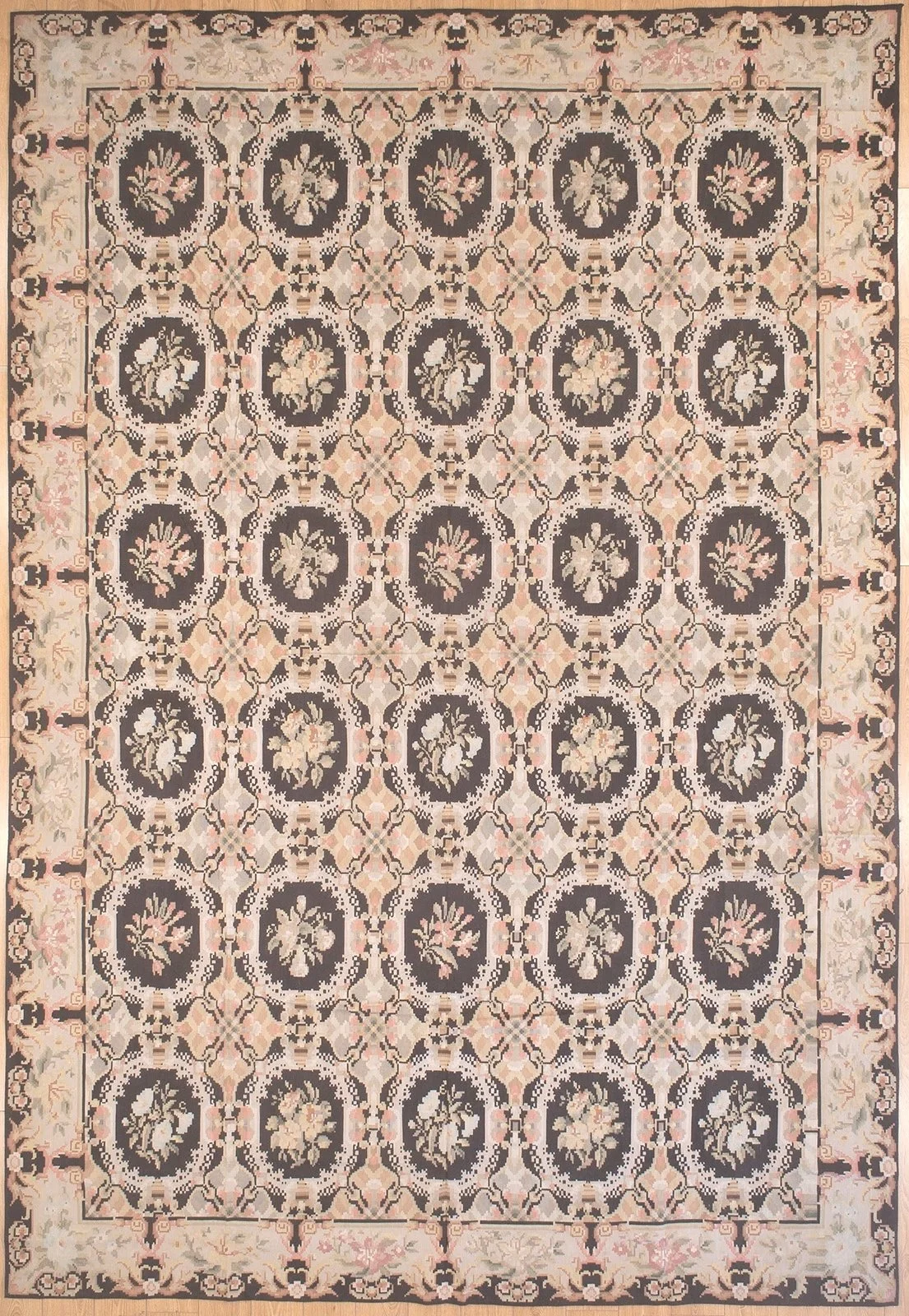 11-x-16-Aubusson-Bessarabian-267-B-.jpg