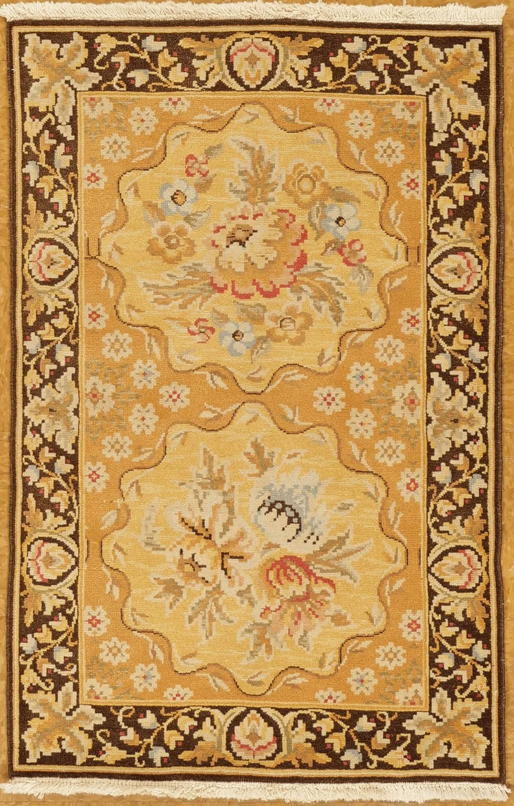 2.8 x 4.2 Abadjian Carpet 589