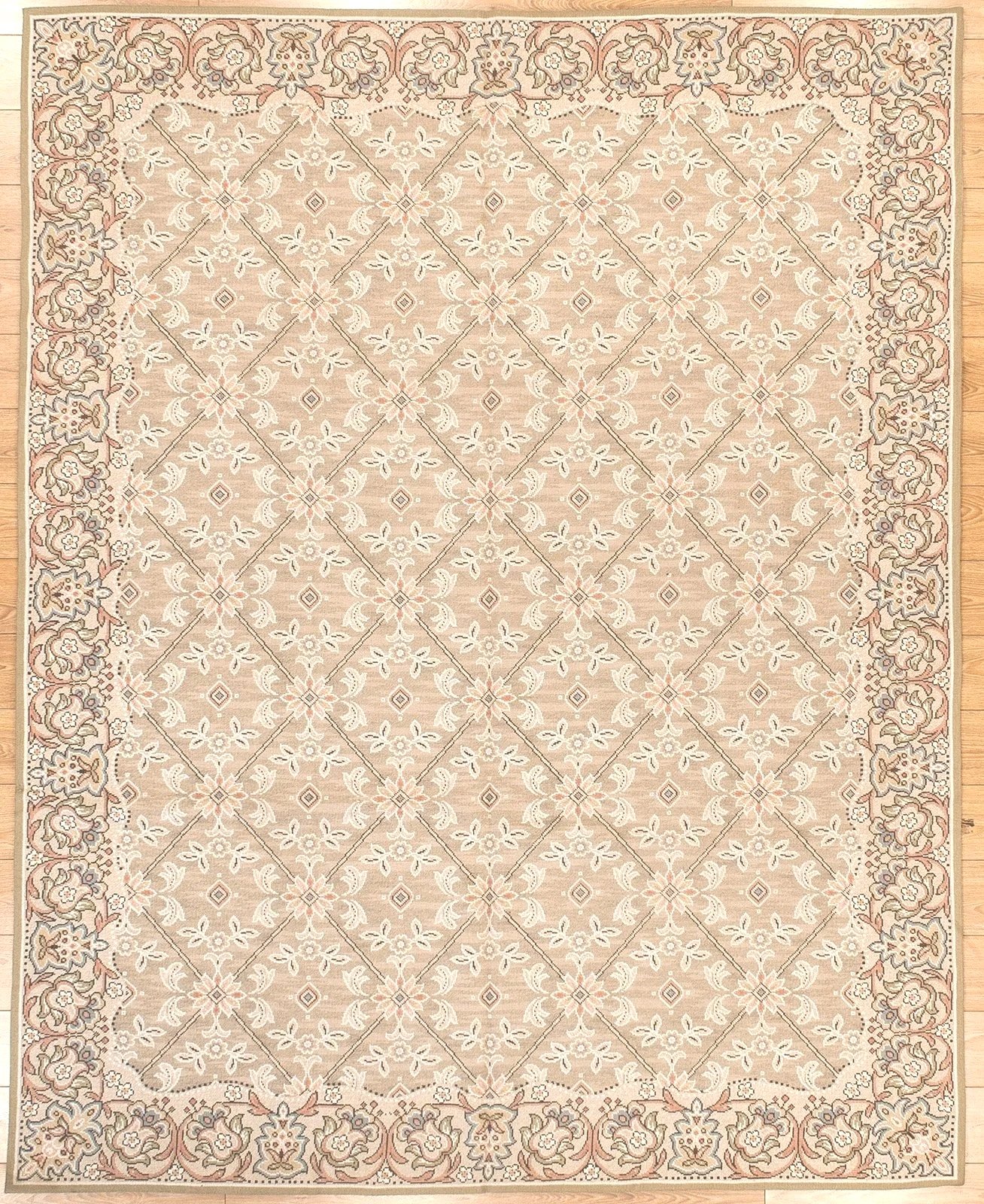 8 x 10.1 Heavy Needlepoint Rug TR-826