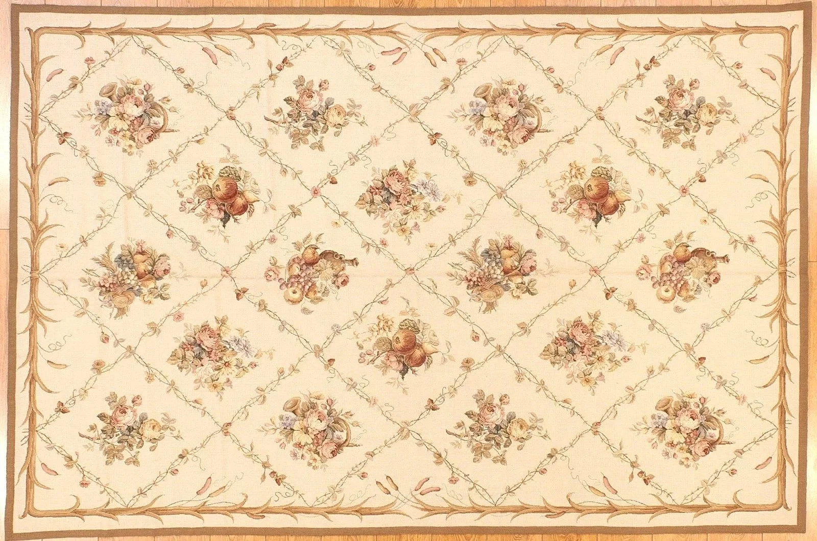 6-x-9.2-Petitpoint-%2526-Grosspoint-SM-1-816012.jpg