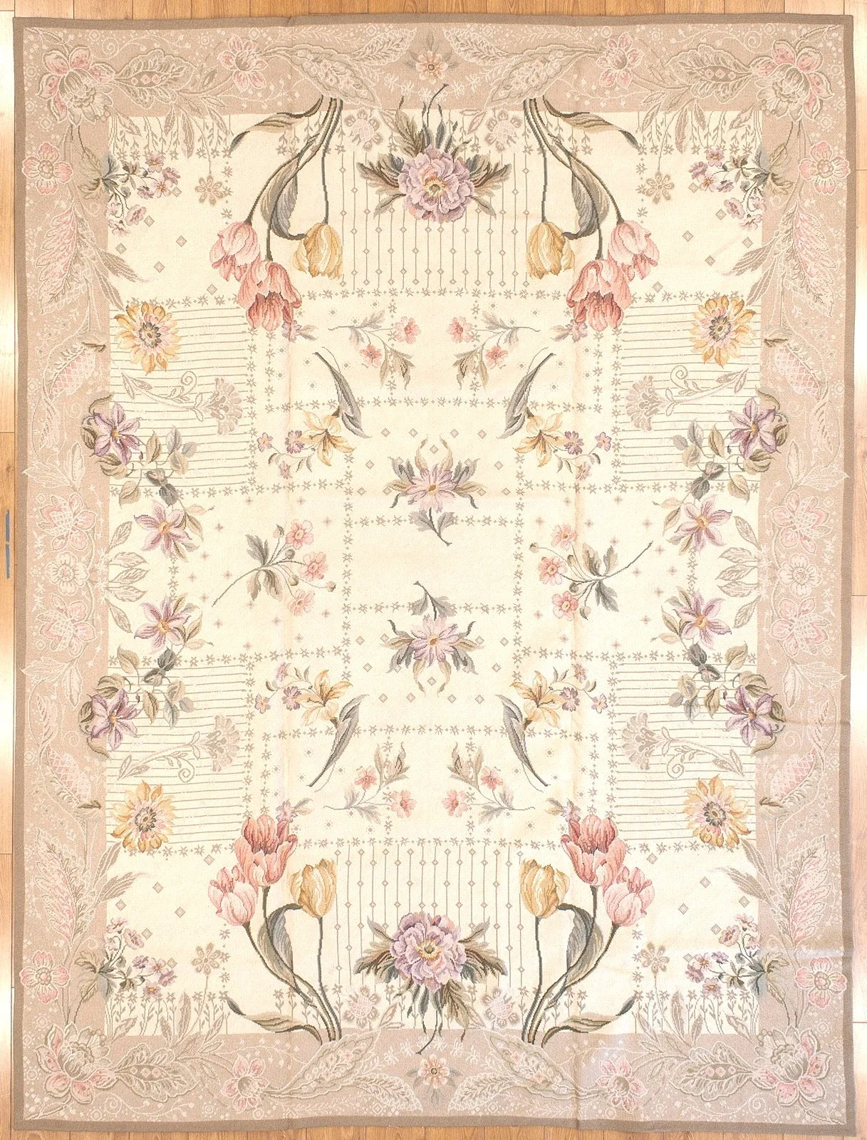 9 x 12 Heavy Needlepoint Rug TR-803