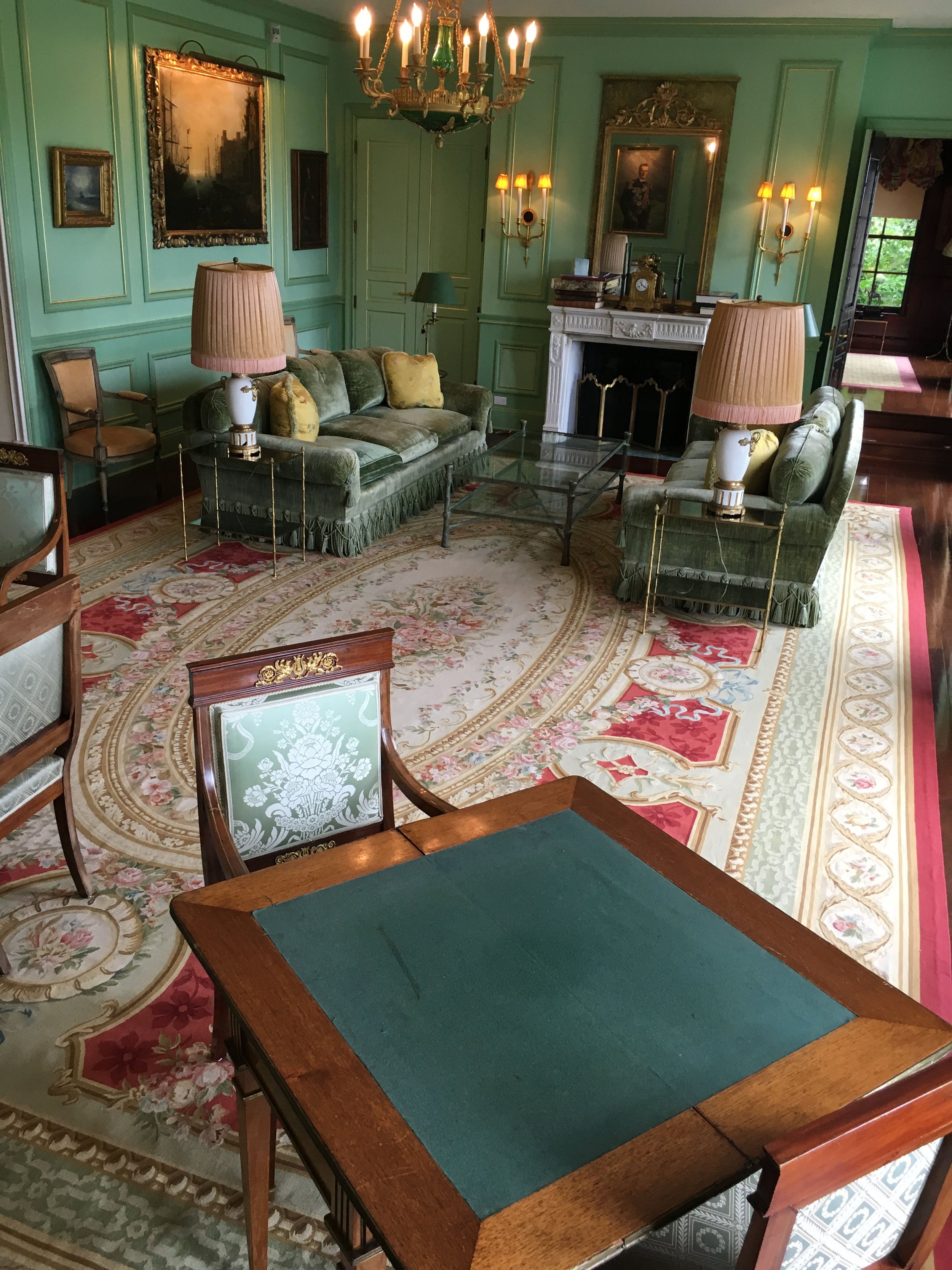 Room shot 292-R jpg.jpg