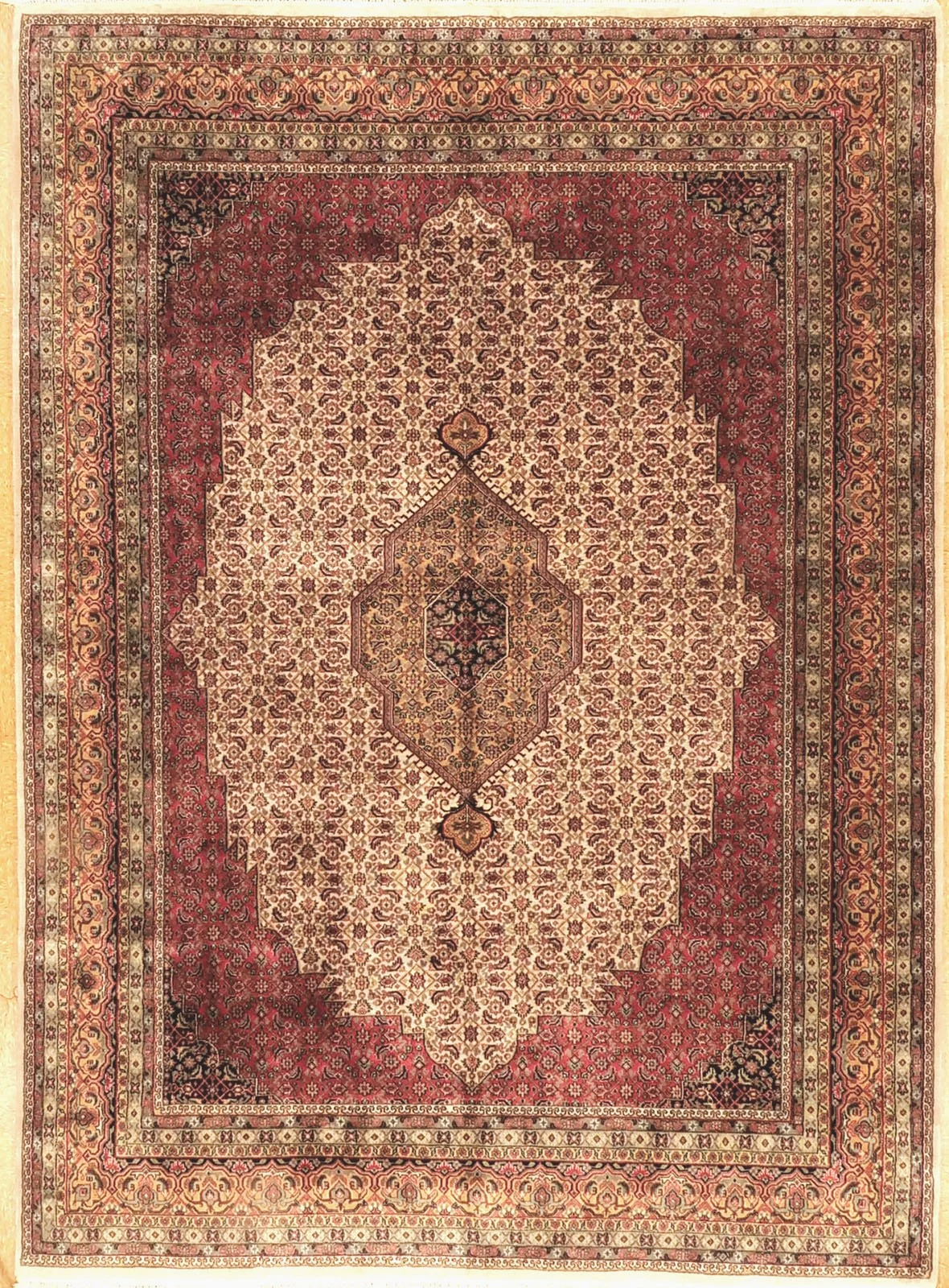 Persian Bidjar Design carpet