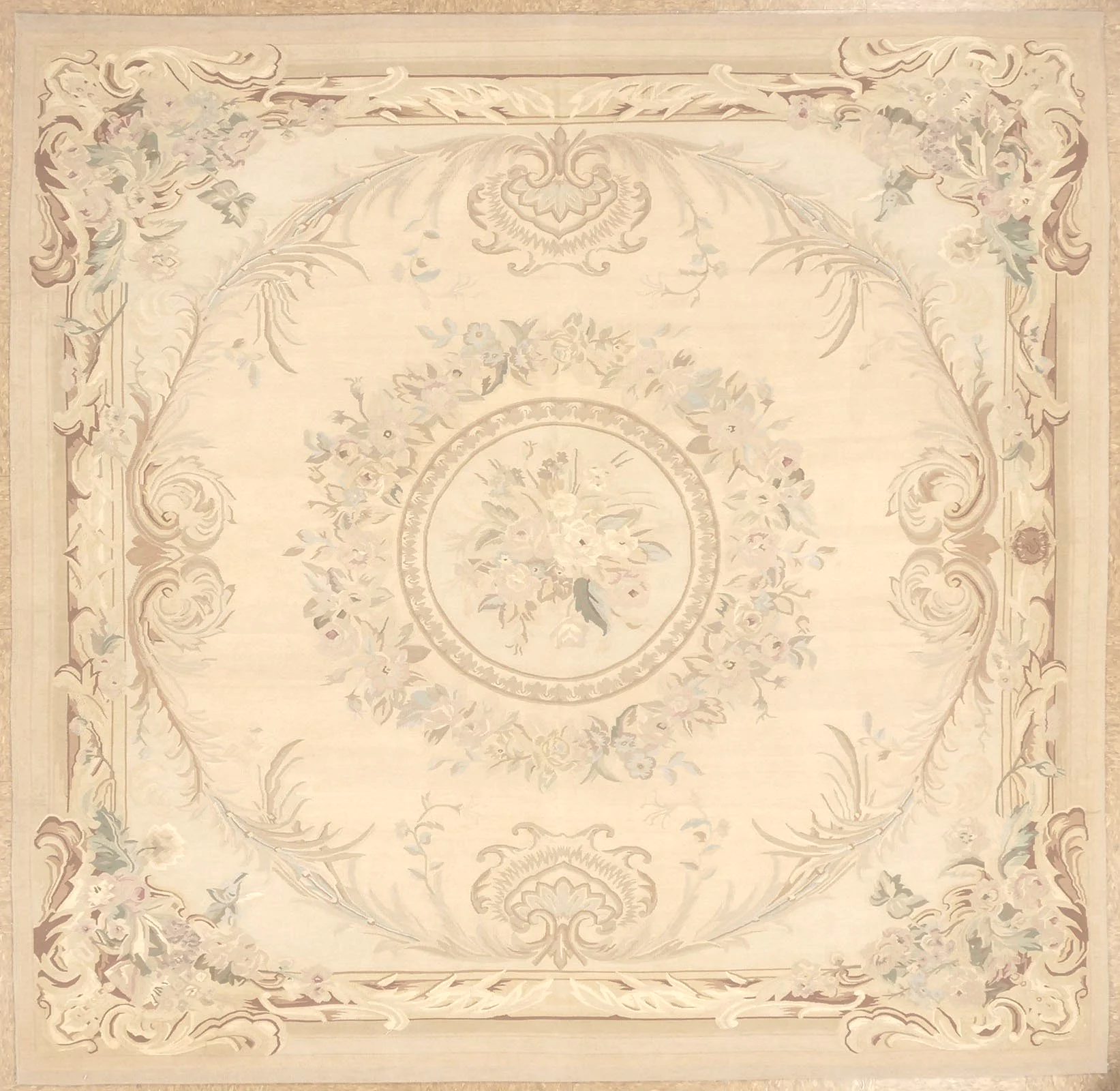 7 x 7.2 Aubusson Rug 1156