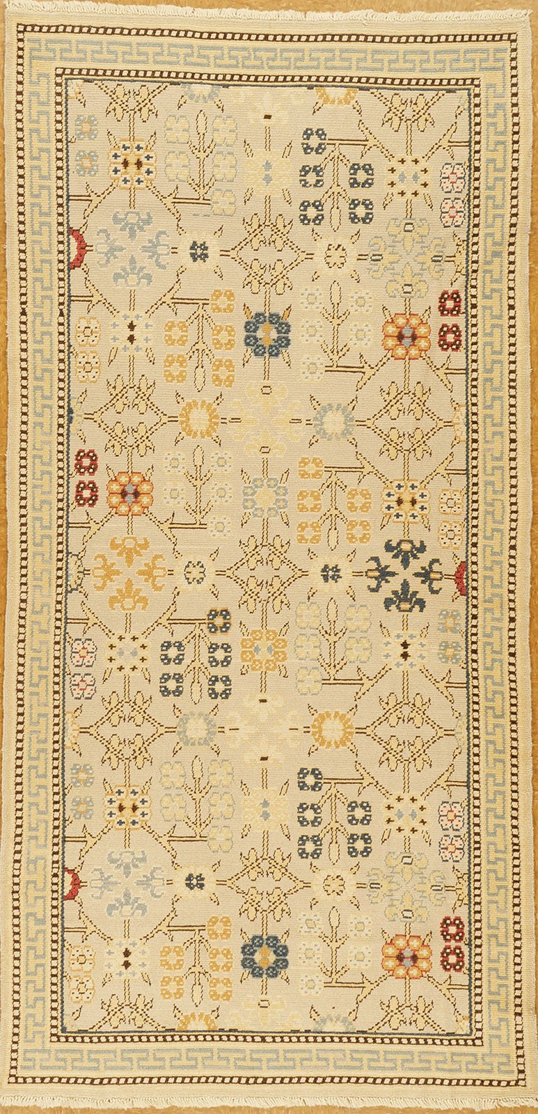 4.3 x 8.8 Abadjian Cuenca 605-C