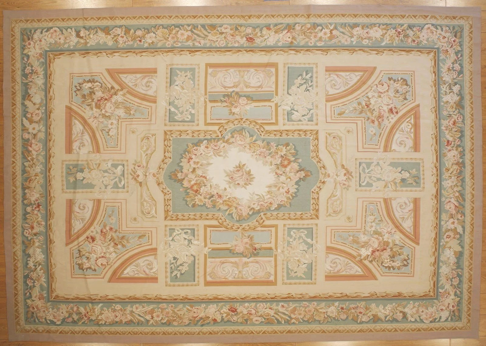 Aubusosn rug
