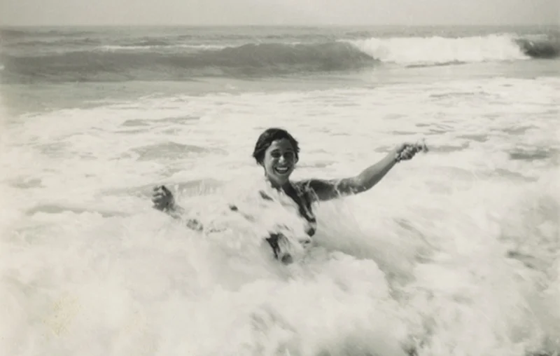 死亡是巨大而耀眼的事情