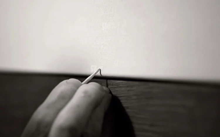 Roman Opalka working on "Détail" painting