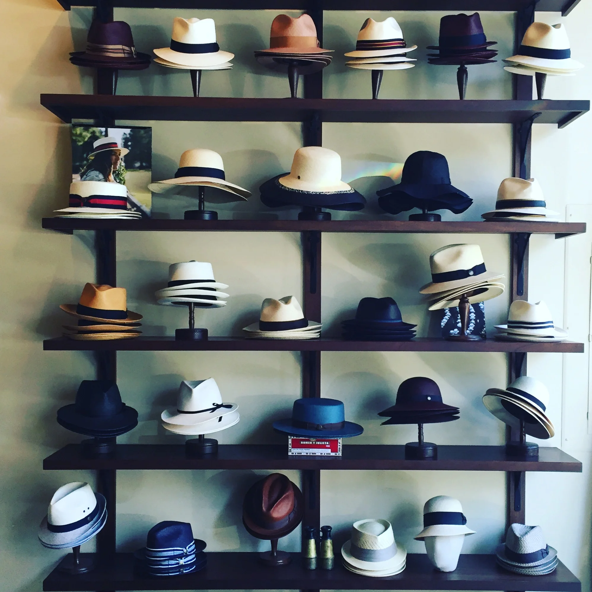 Goorin Bros. © Ali McLaren | Lilly + May