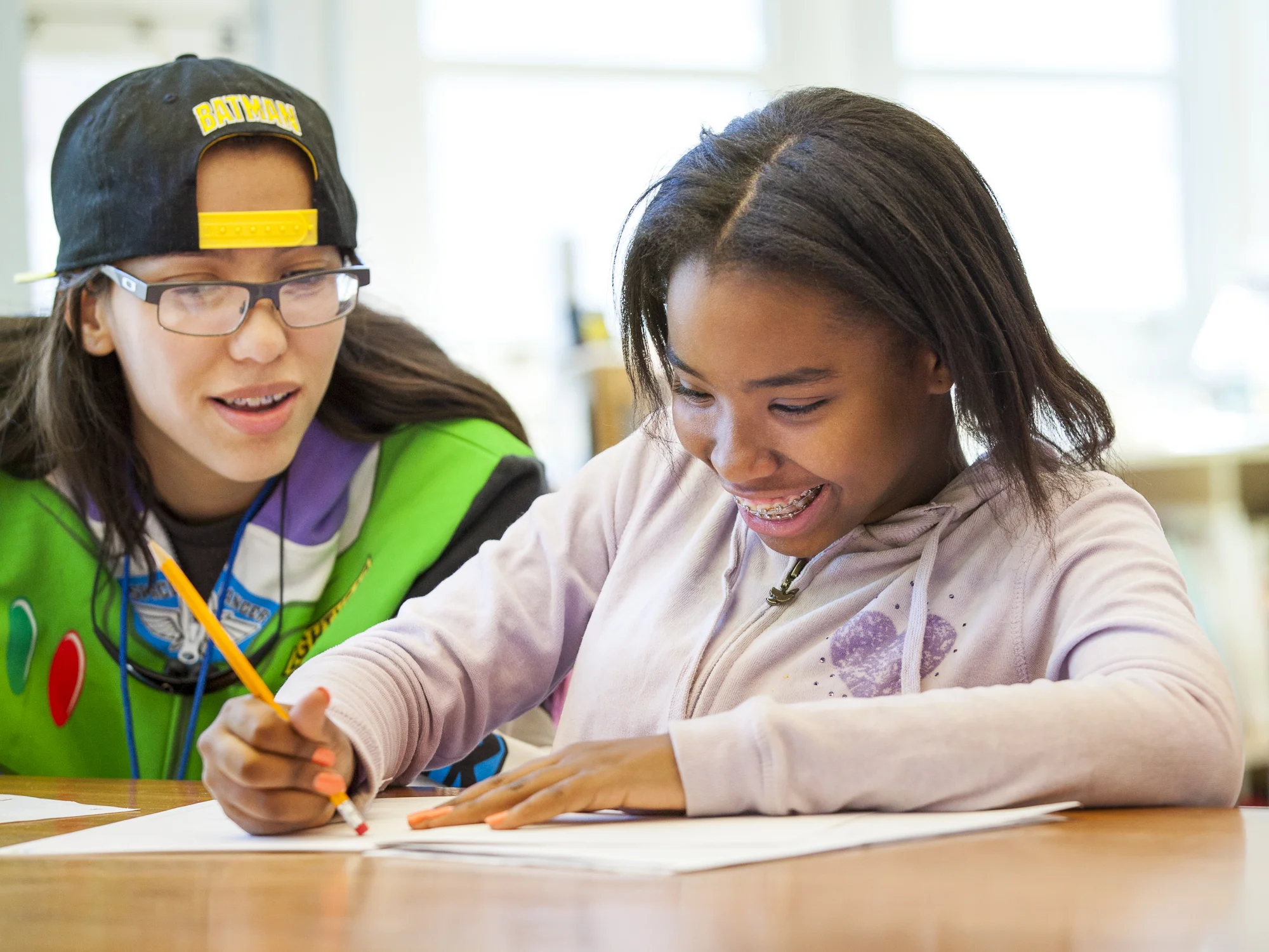 Eye 2 Eye pairs elementary and junior High school students who have learning disabilities with college student mentors who have overcome similar learning disabilities in an after school art room environment. 
