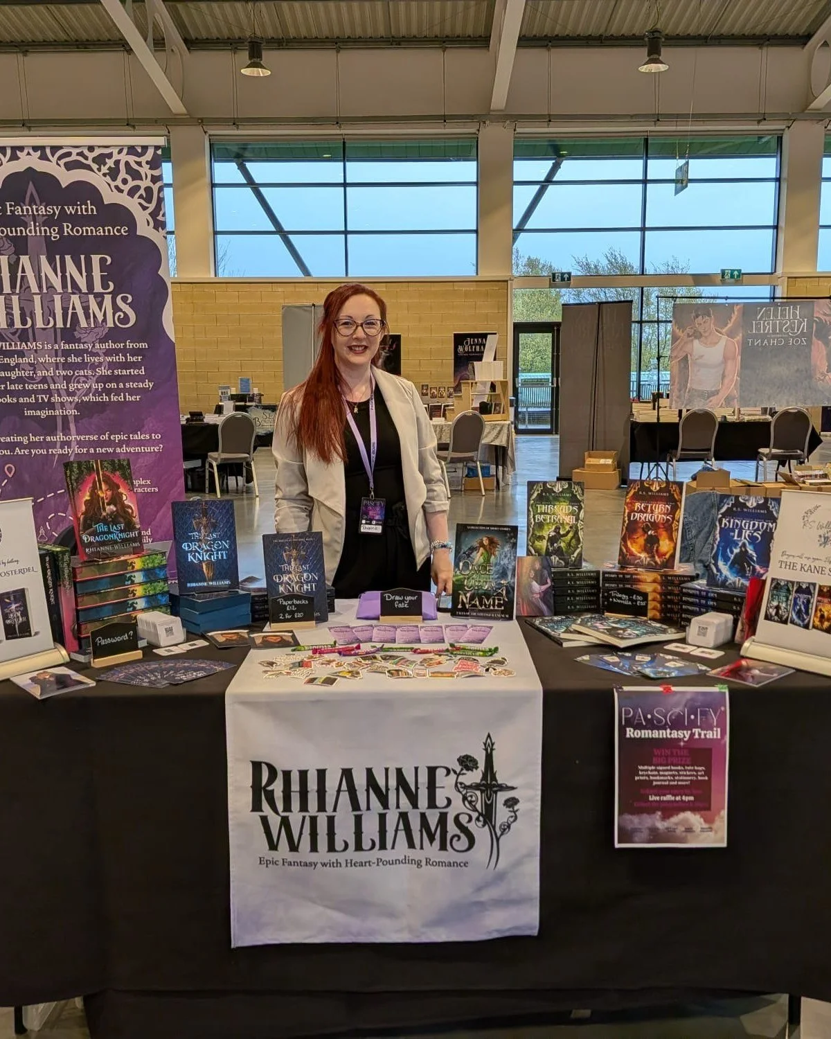 Evidence that I actually left my writing cave! 🏰⚔️

I might be better at writing than I am at taking "aesthetic" content, but I had the best time at @pascifycon  this past weekend.

My heart is so full after a day of talking all things dra