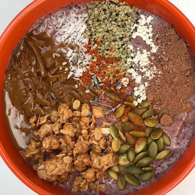 Sol Sips's nutrient dense "Smoothie Bowl" containing blueberries, strawberries, ginger and avocado.