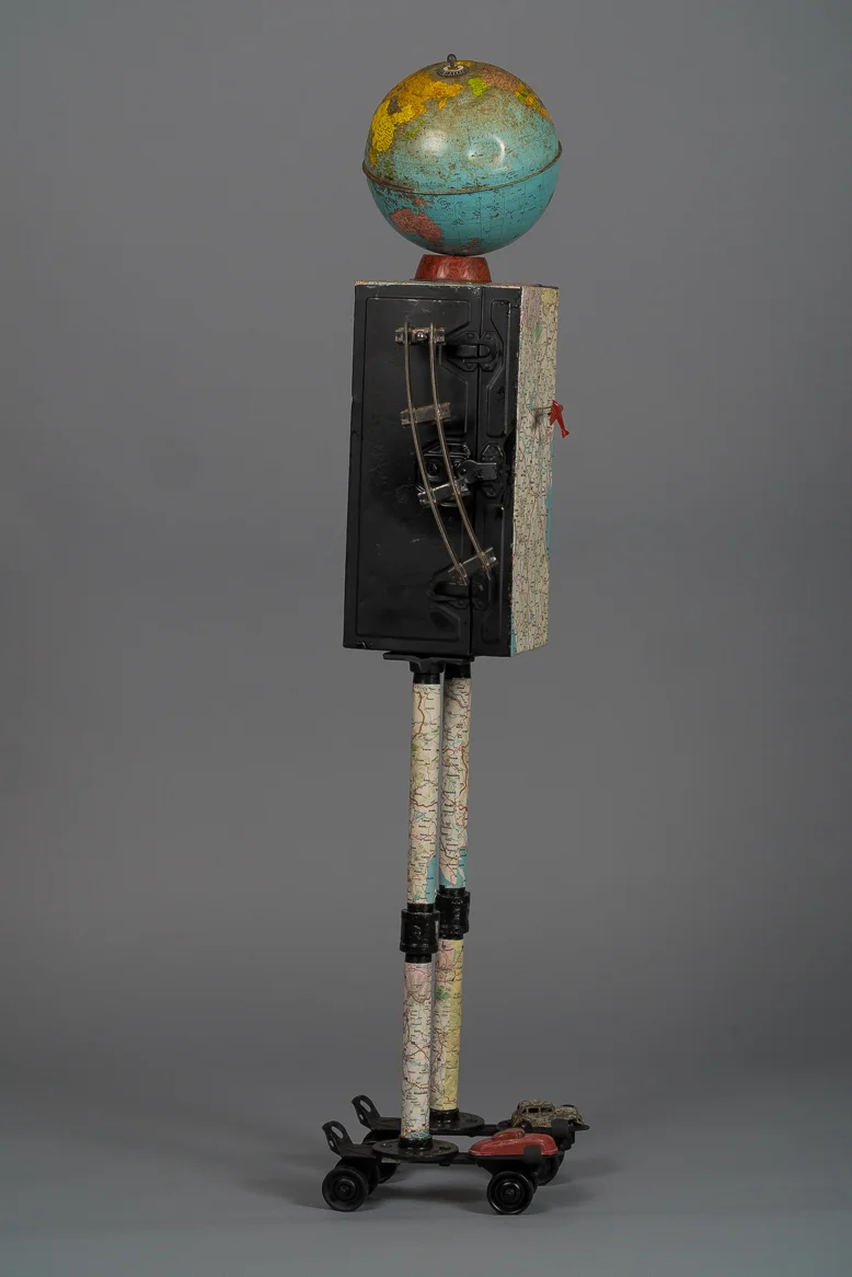 Traveler Side View