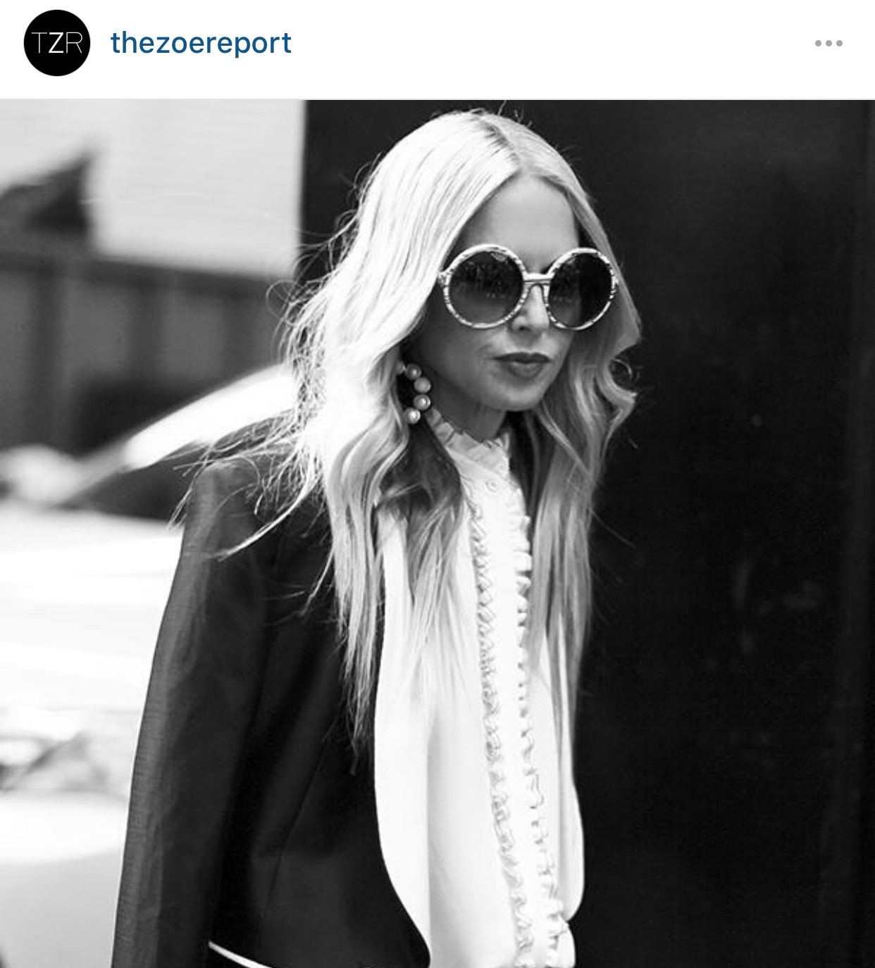 Glam fashion icon Rachel Zoe rocking the beachy waves with straight ends.