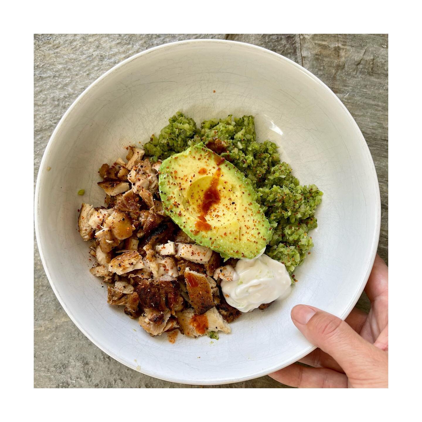 My FAVORITE &ldquo;go-to&rdquo; Braised Chicken Thighs recipe is new on the blog! I added it to my link in profile for ya.
Thanks for taking a look and let me know how you like it! 😋🍗
Swipe ➡️ for more pics.