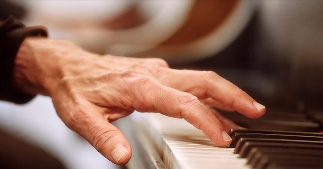 🎹🌟 Never too late to start your musical journey! 🌟🎶 Learning an instrument is a timeless adventure, and research proves it! 📚💡 Improve your attention, thinking skills, and mental health with #PianoLessons at Malibu Westlake Music. 🎶. Click on 
