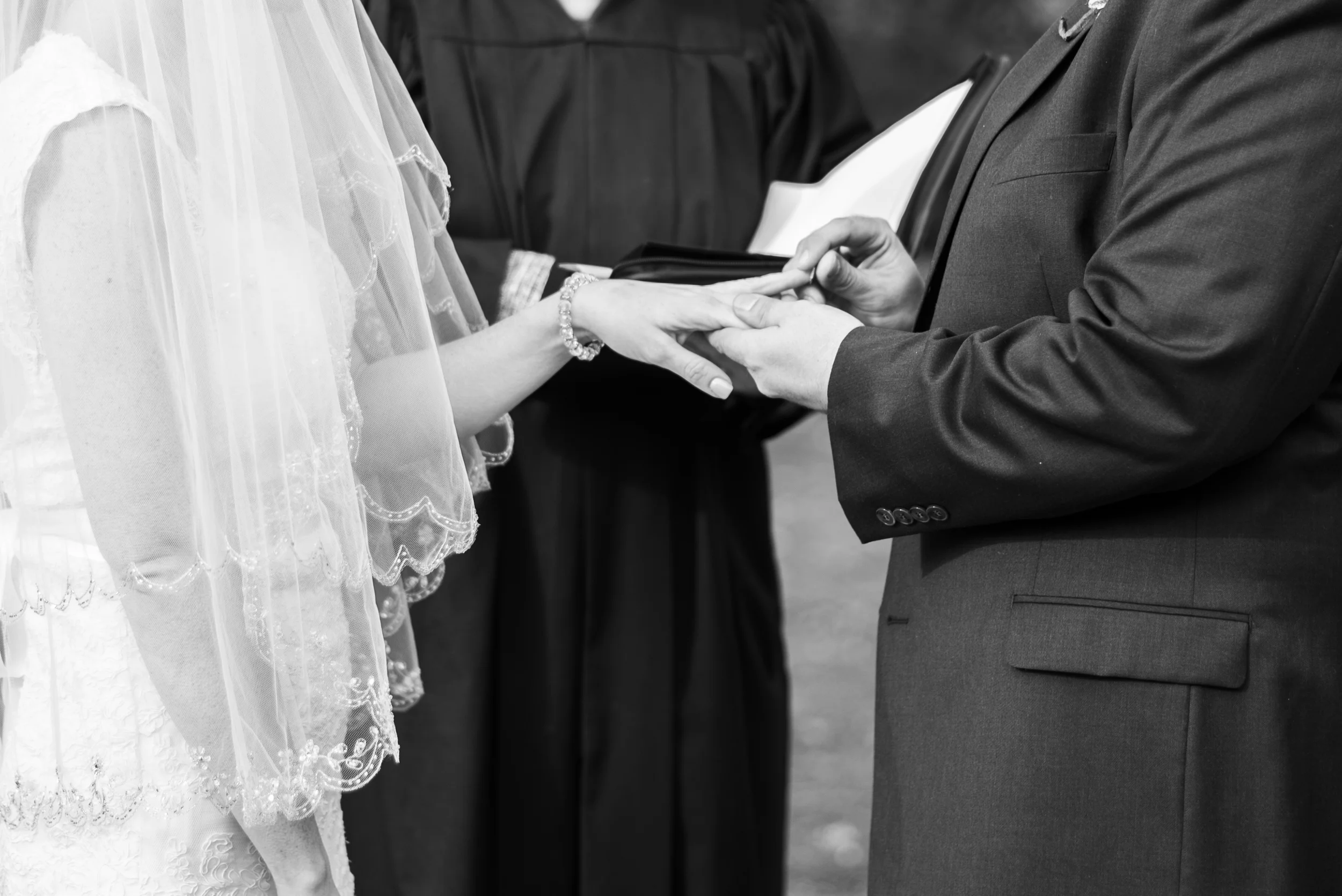 ShannonMike_Print_Ceremony-74.jpg