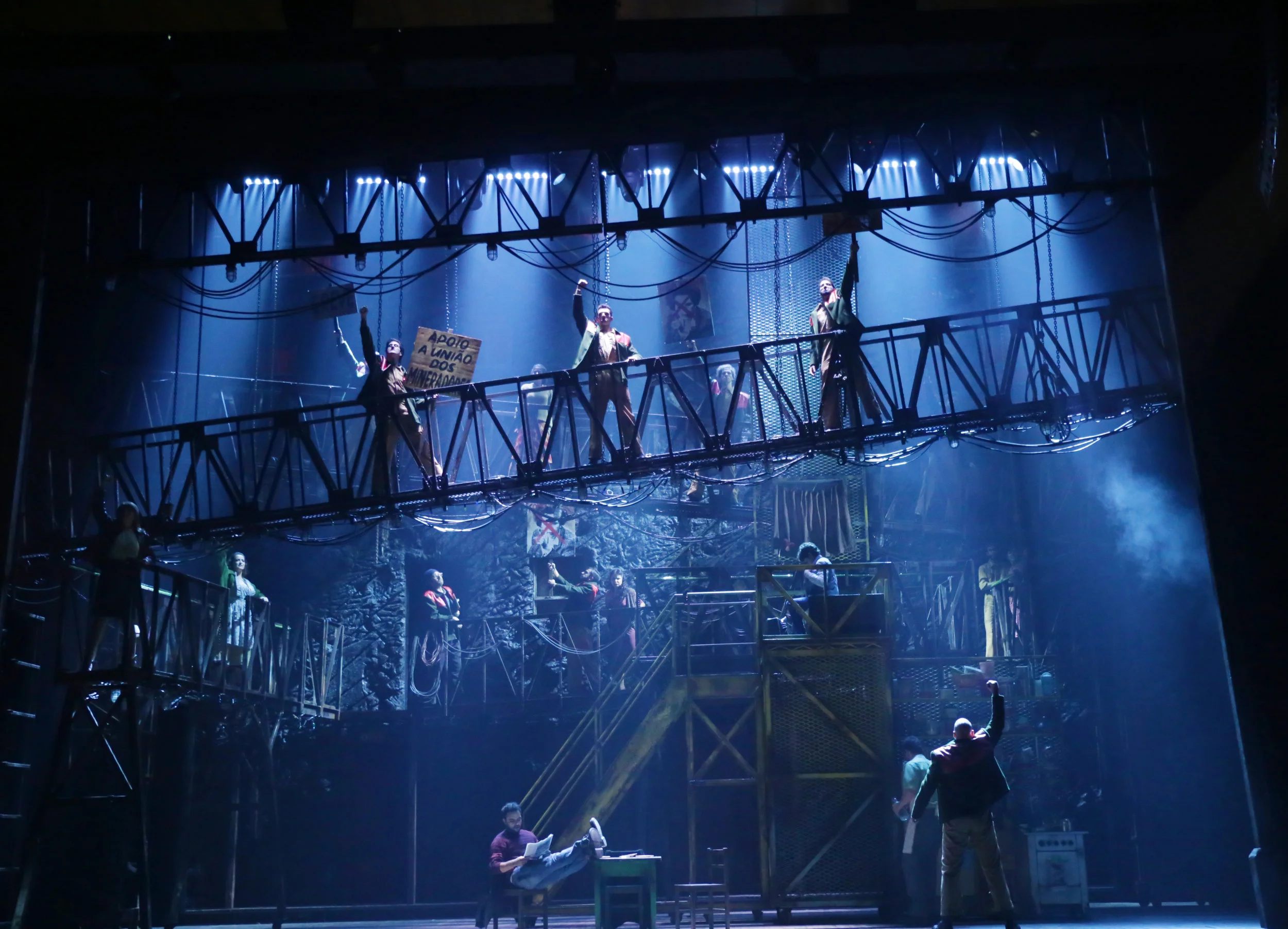 BILLY ELLIOT THE MUSICAL - MUSIC: ELTON JOHN, BOOK &amp; LYRICS: LEE HALL