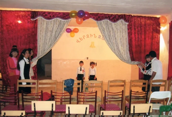 img281.jpg