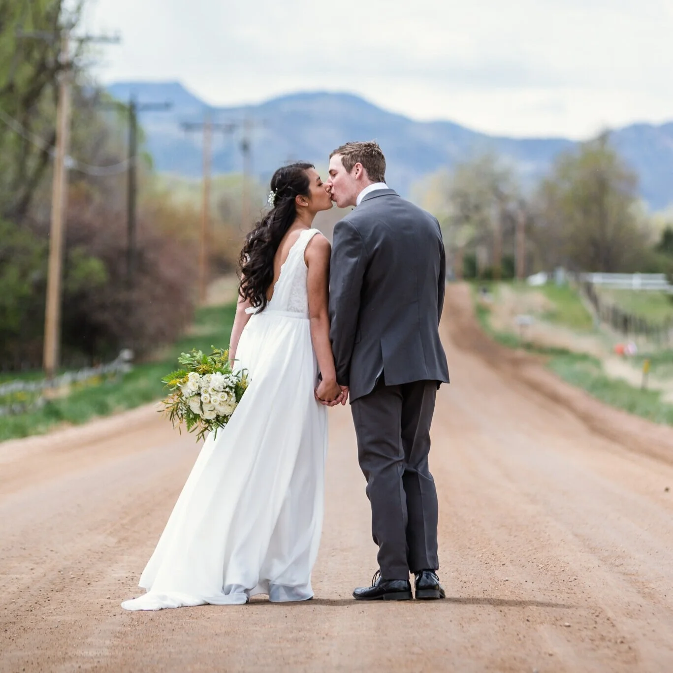 Backyard Fort Collins Wedding | Derrick + Kelly