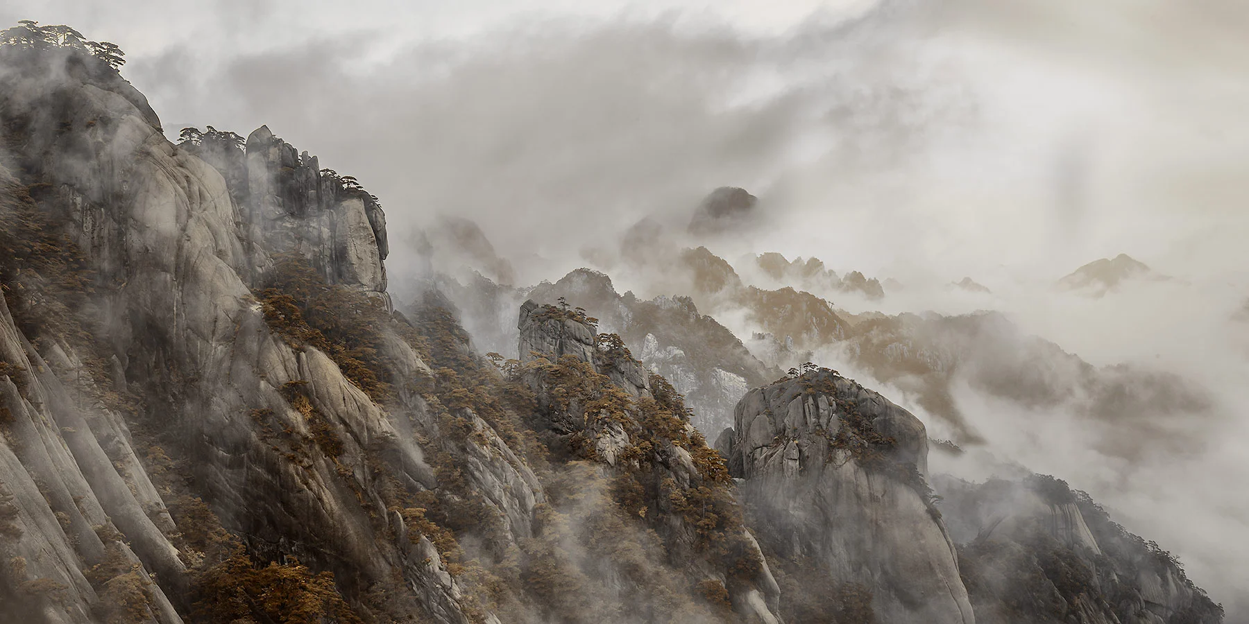 Lotus-Peak.jpg