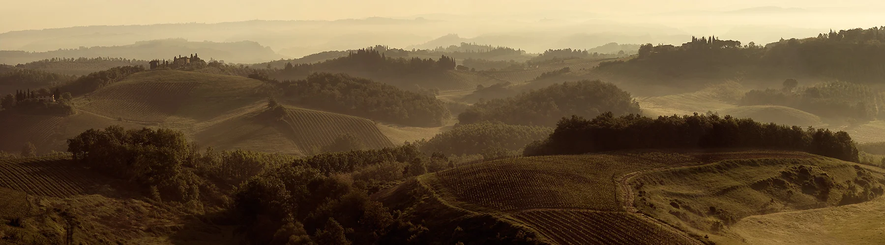 Sunrise-over-Tuscany.jpg