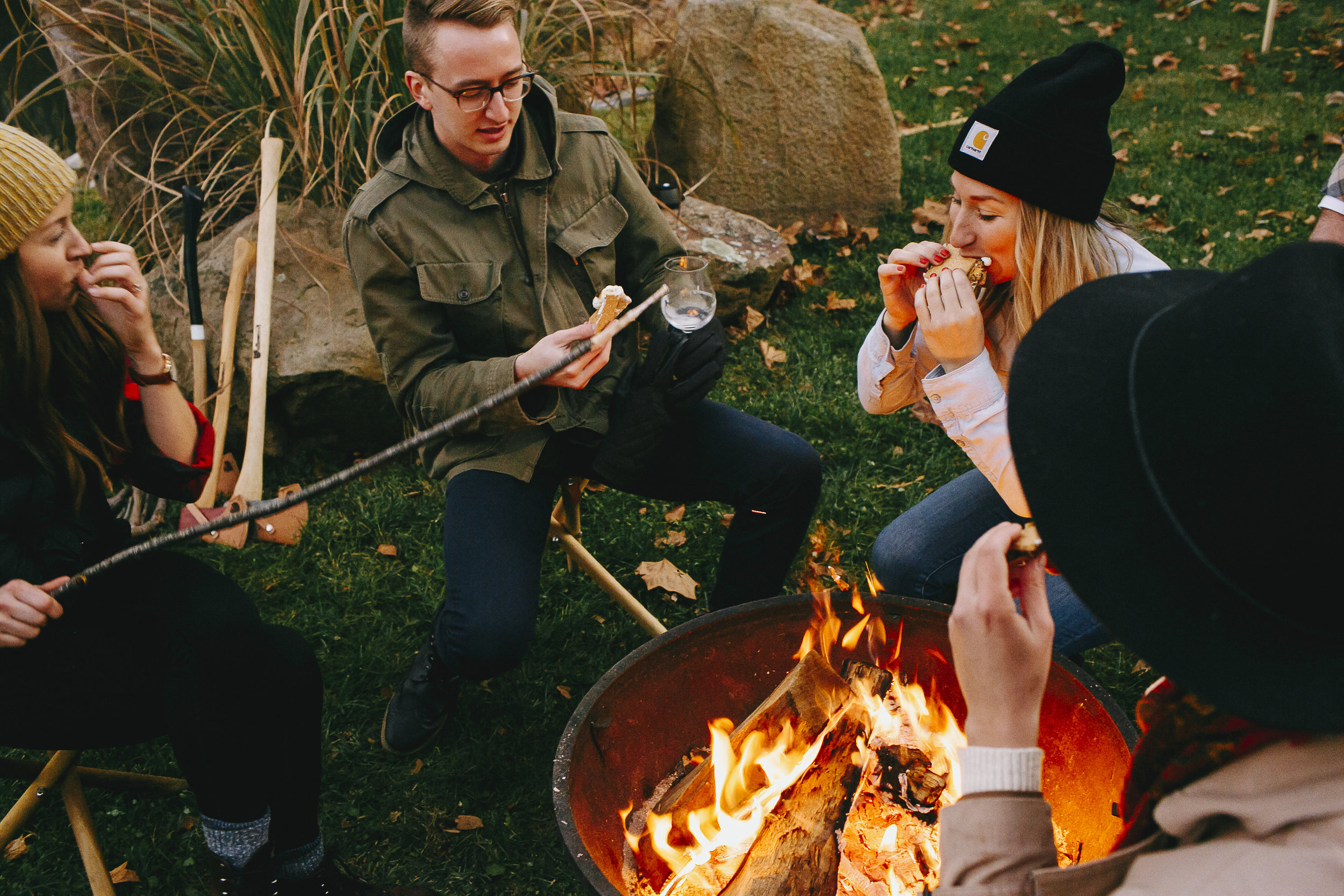 Luxury glamping campfire 