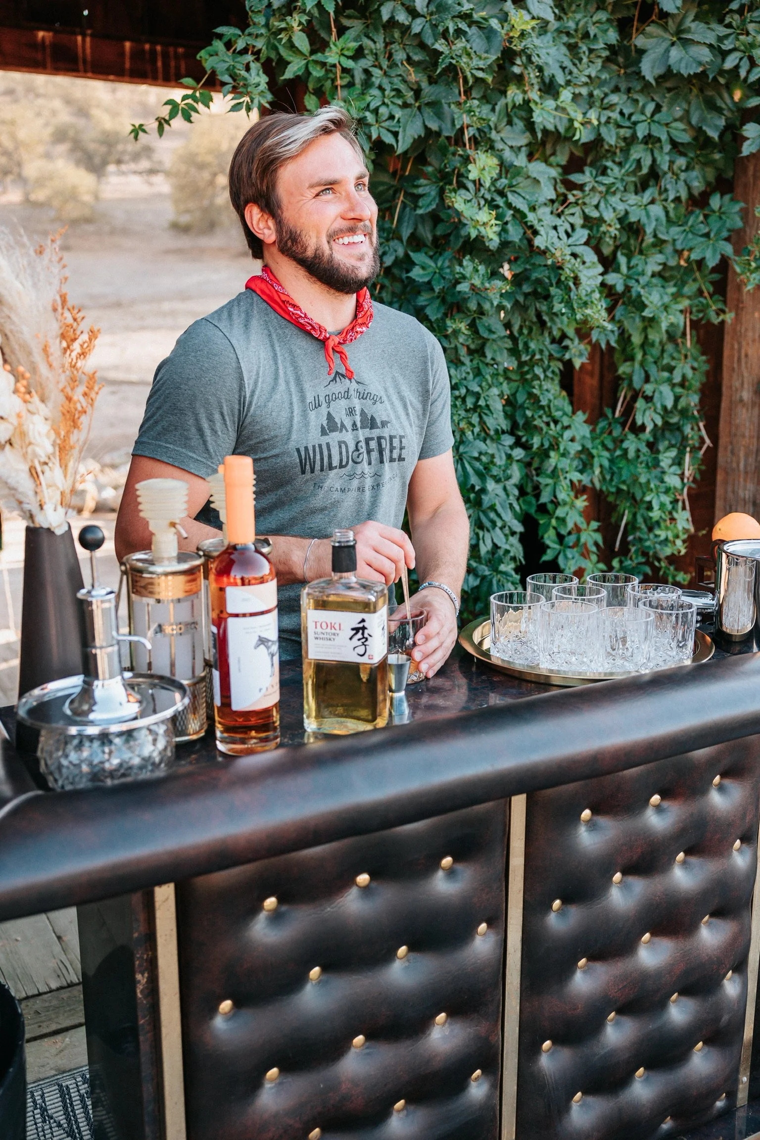 the-firewell-bartender-preparing-cocktail.jpg
