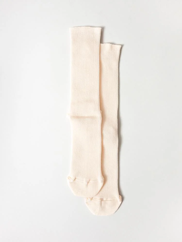Hummingbird_Socks_Extra_Stretch_Apricot-1.jpg
