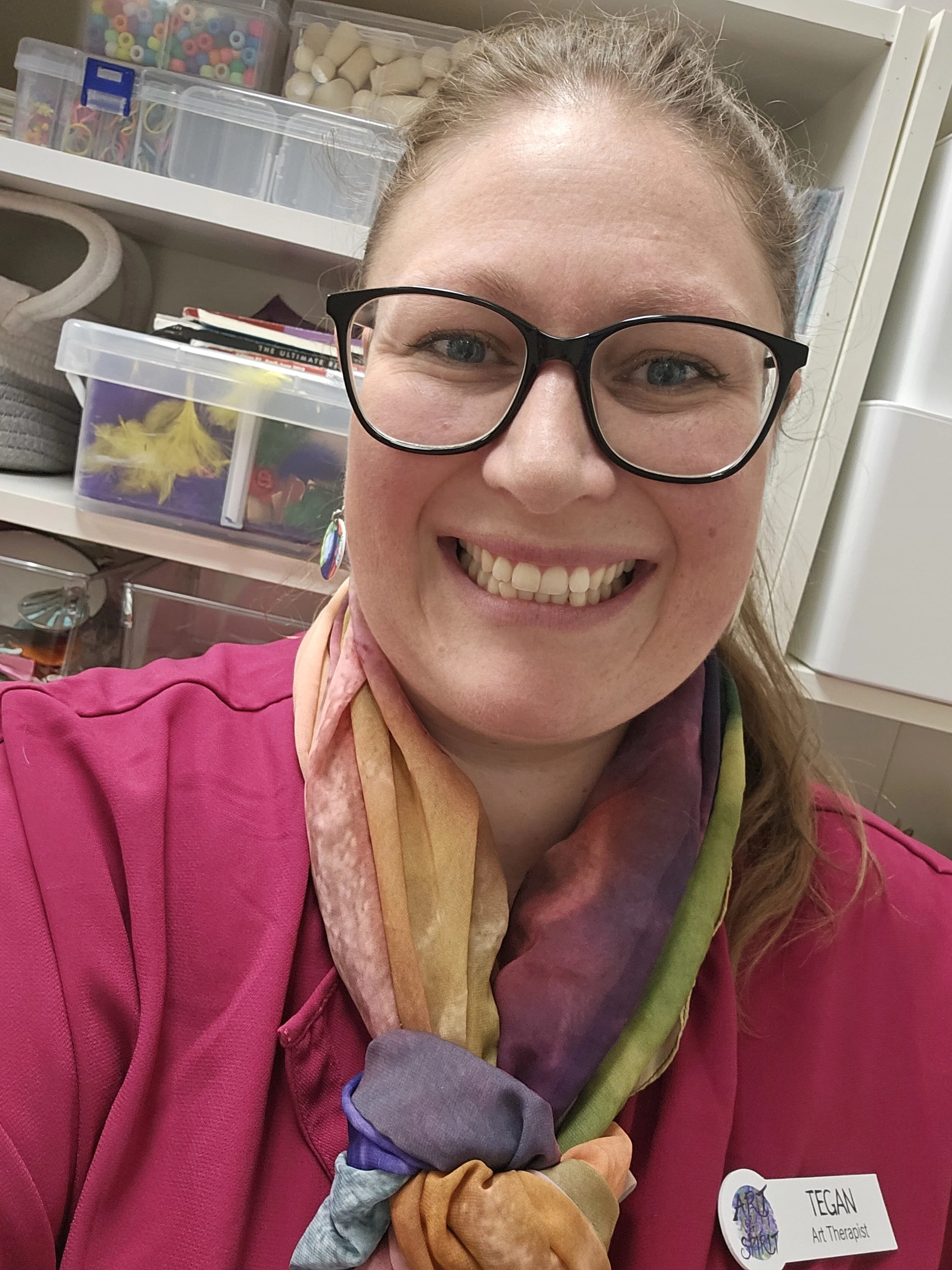 Tegan Neville Art Therapist Intuitive Artist ART from SPIRIT about page profile