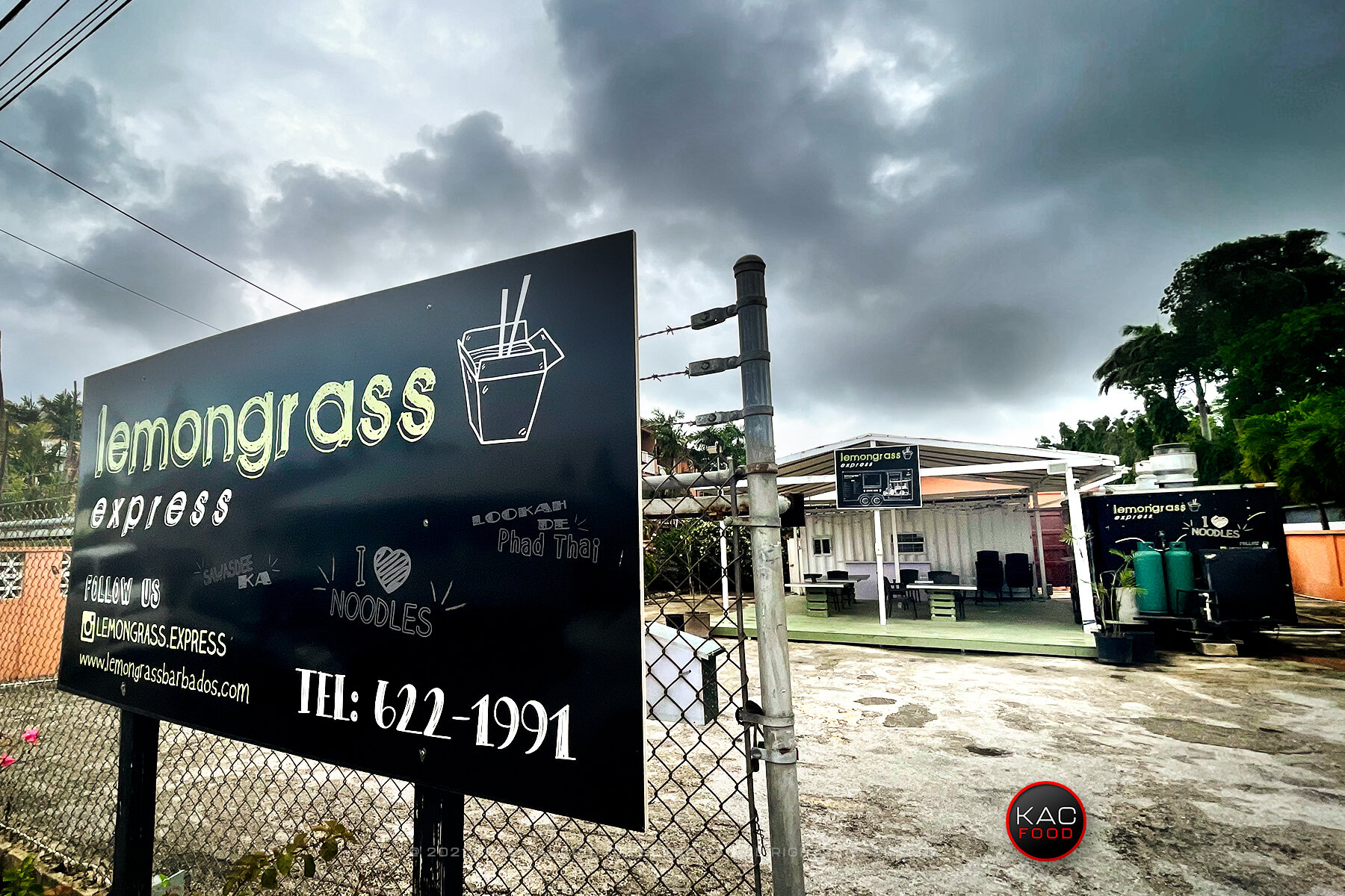 kac_food-210729-worthing-lemongrass-express-roadside-sign-1-1800-hor.jpg