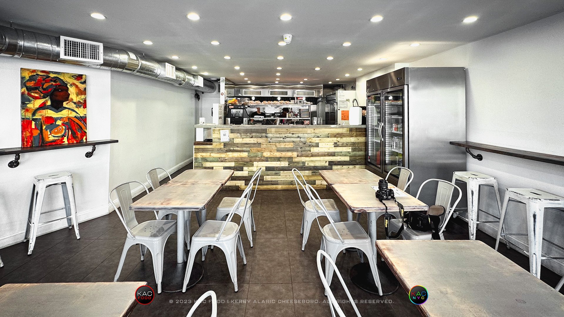 kac_food-230320-milk-burger-interior-1-1920-hor.jpg