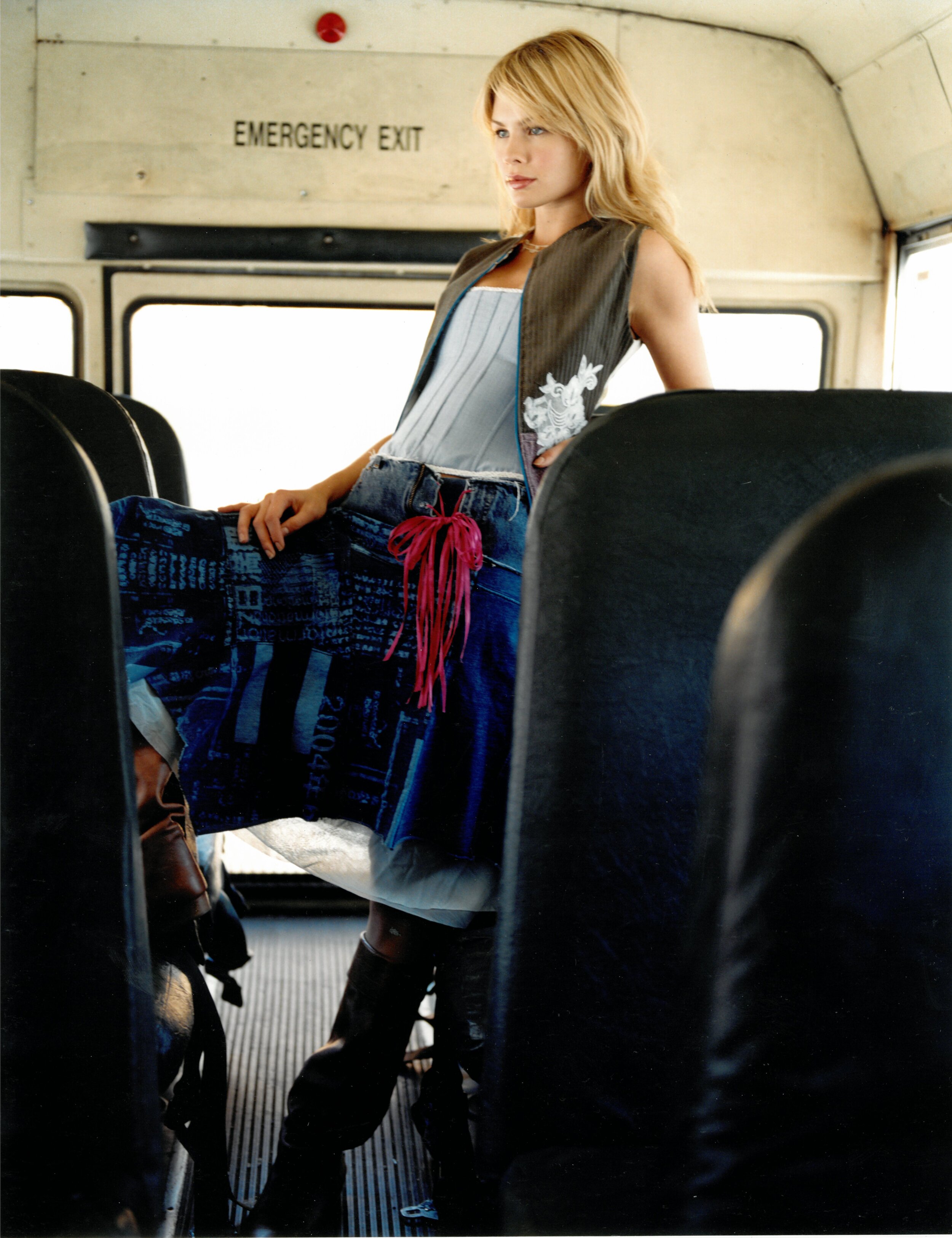 S2ndFlColor20012410580.jpg