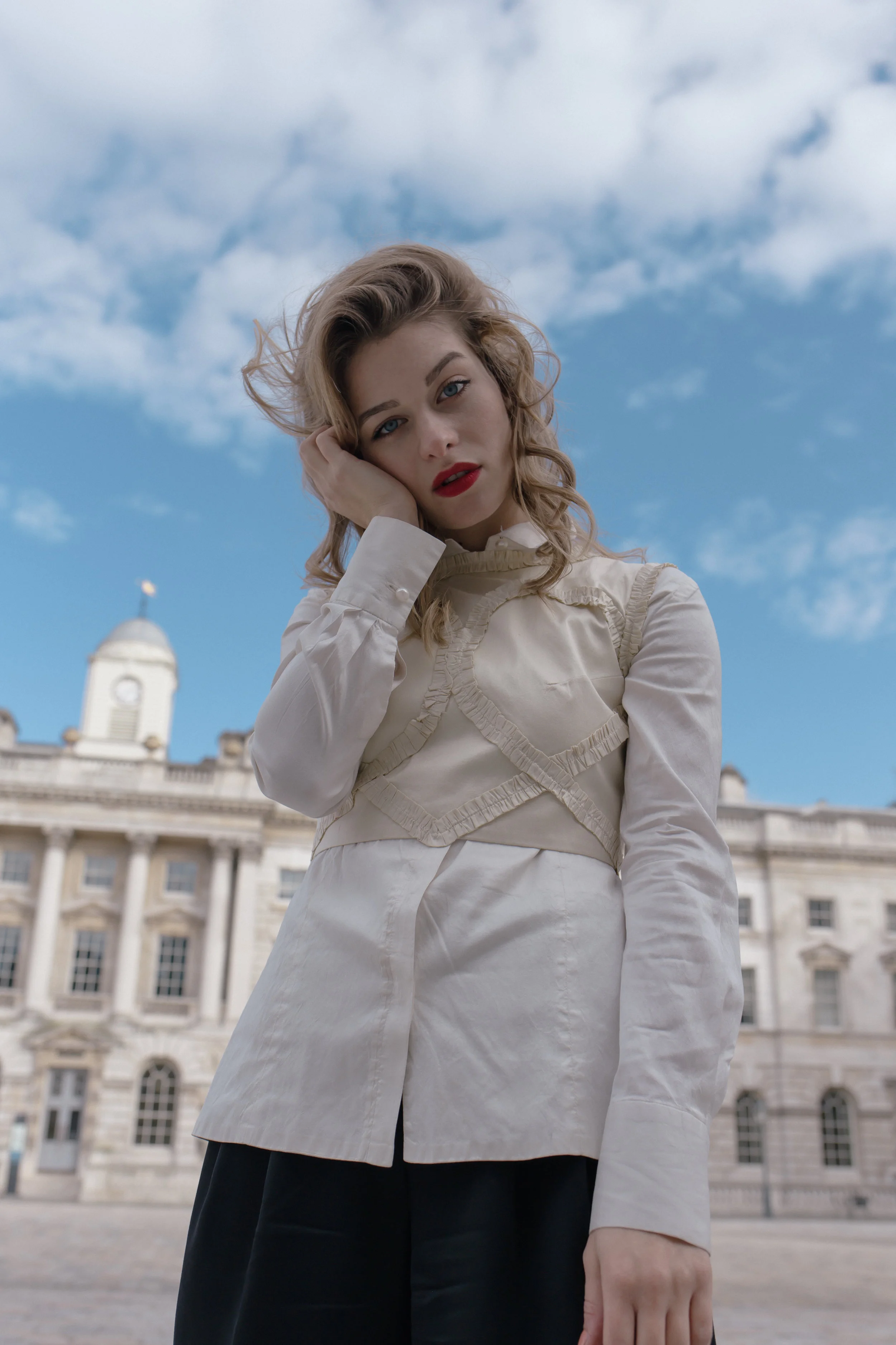 Vjosa in Doruntina’s Love Collection London ‘17