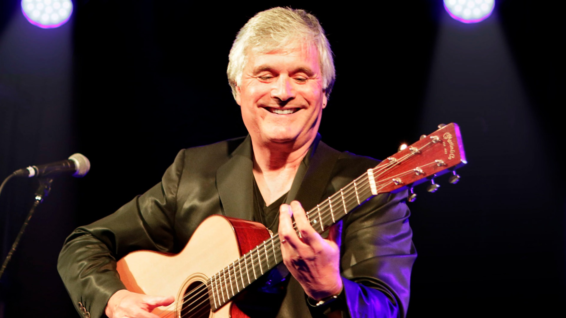 Laurence_Juber_Web.jpg