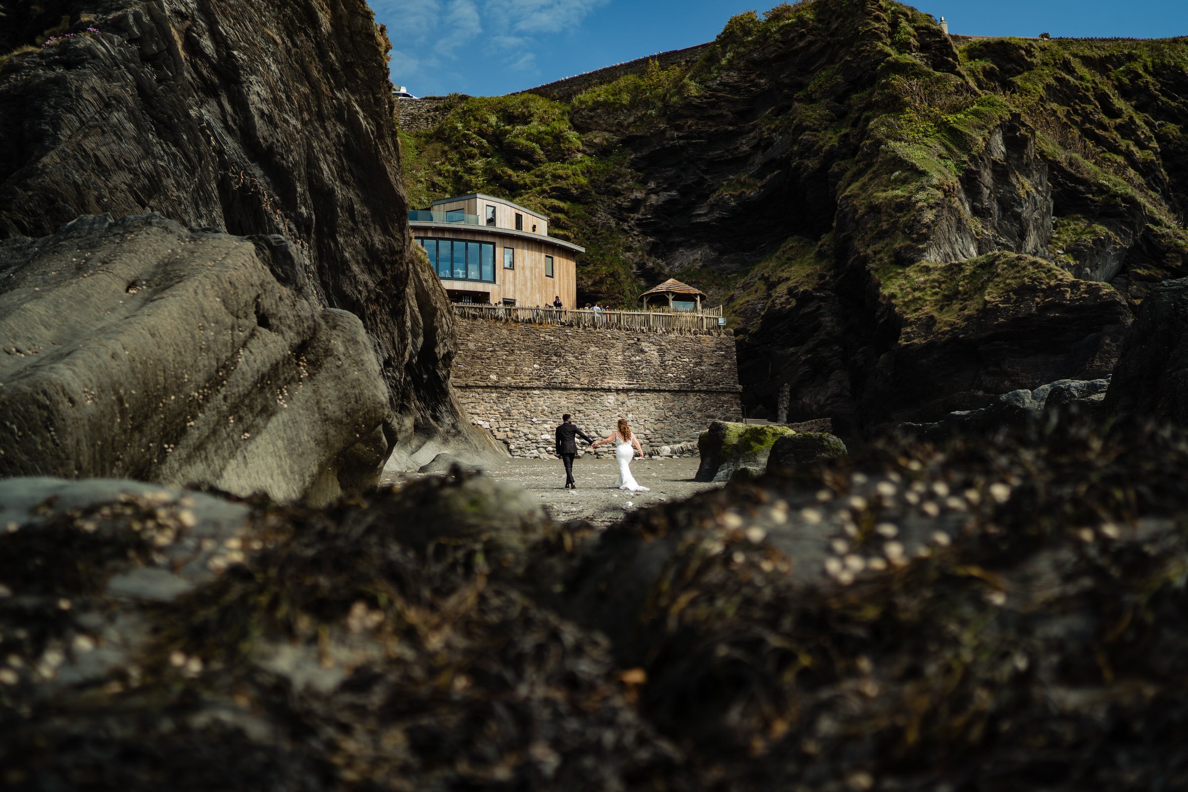 tunnel beaches - wedding - couple - coast.jpg