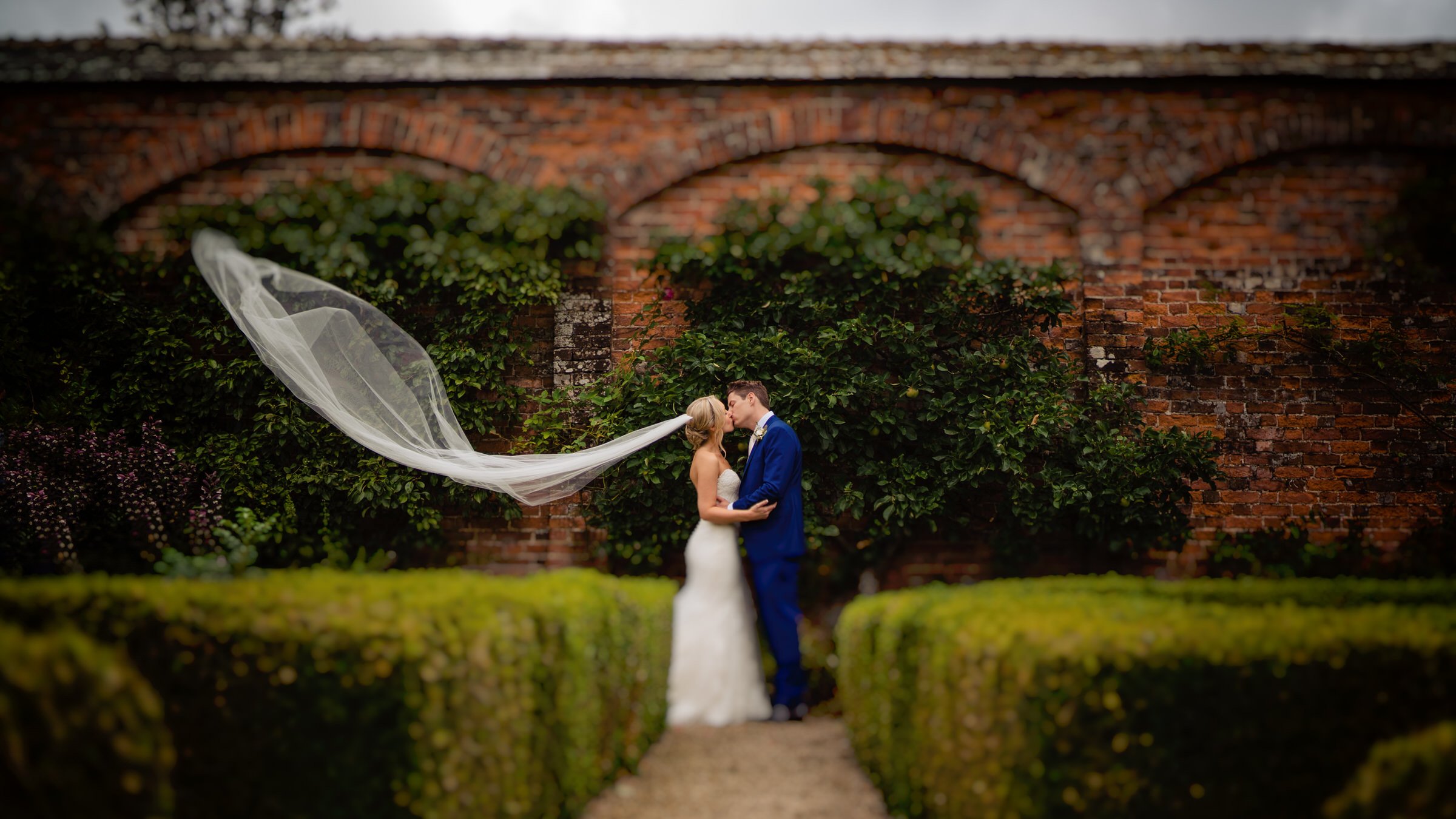 bride - groom - veil - kingston estate - devon.jpg