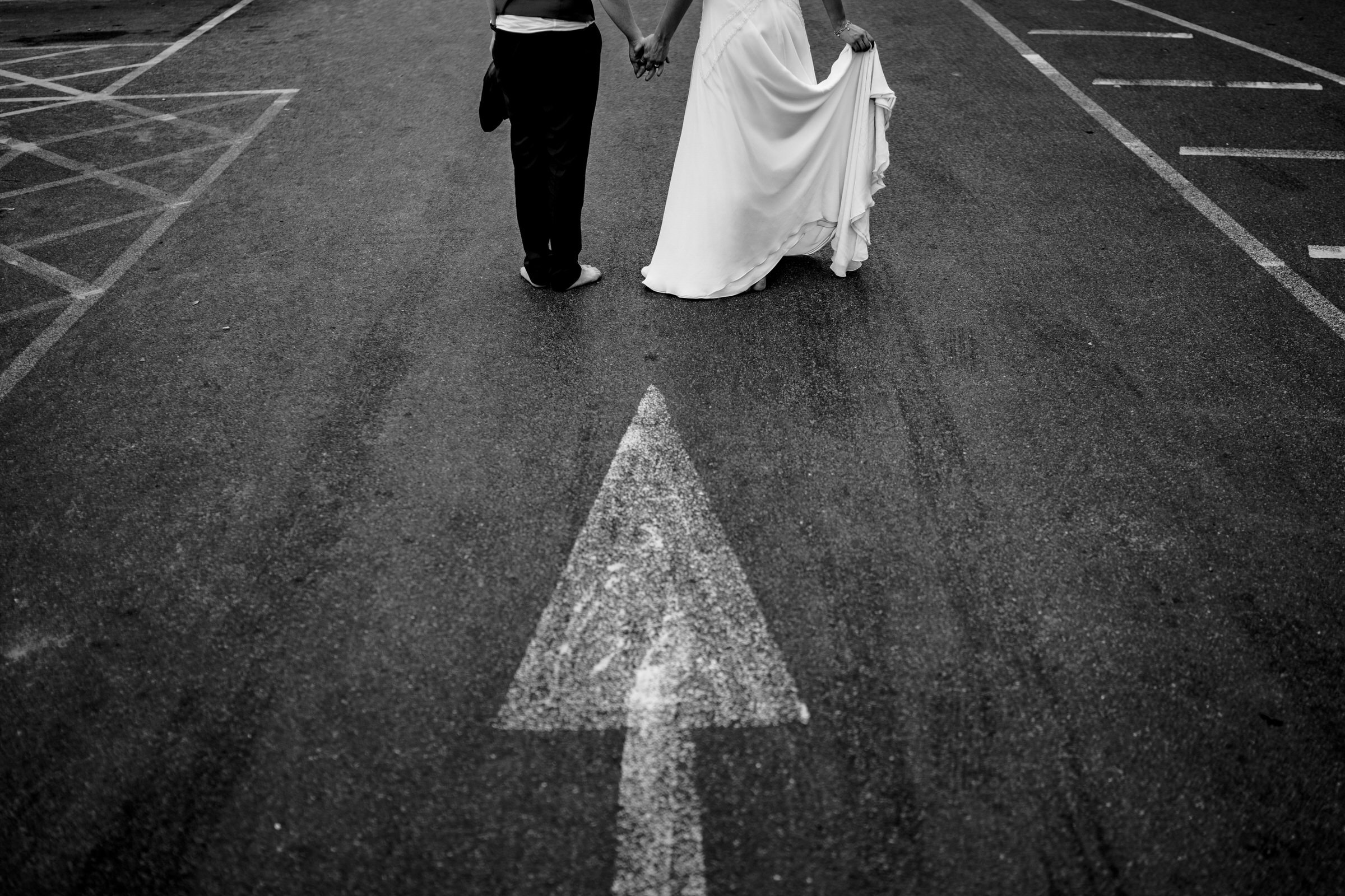 black and white - wedding - bride - groom - creative.jpg