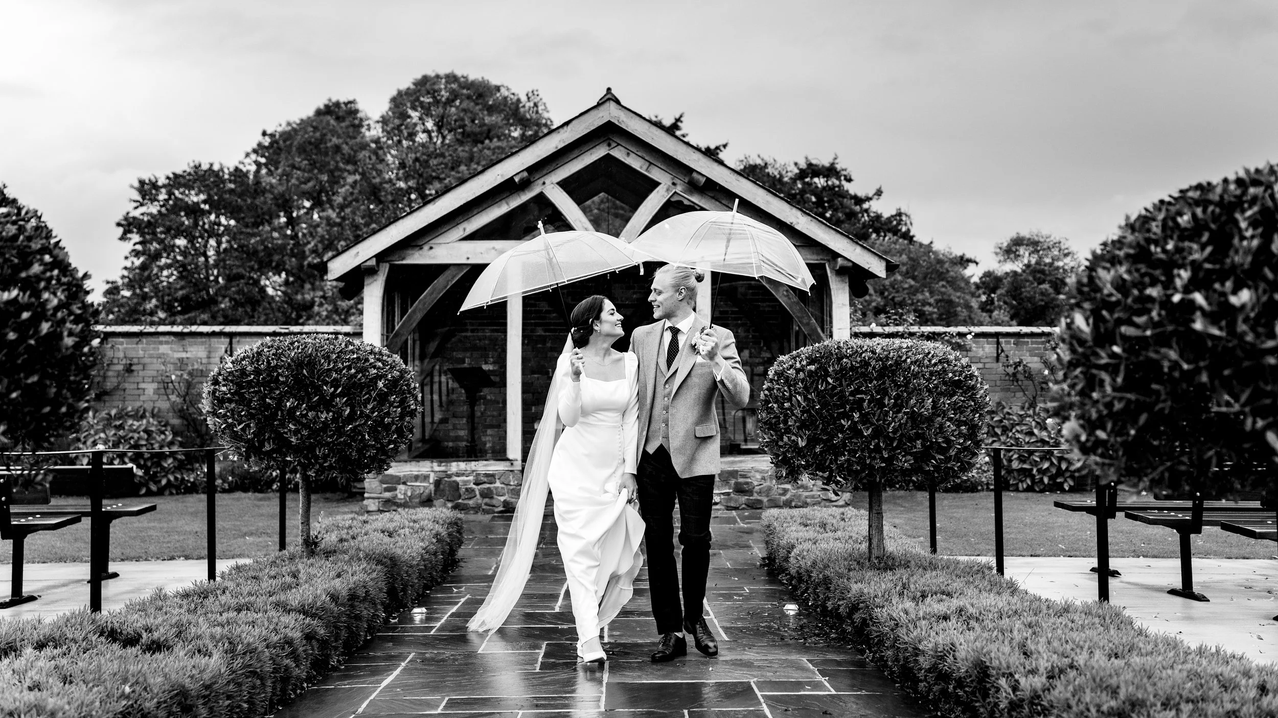 Ellie &amp; Marcus - A wonderful Winter wedding at Upton Barn, Devon
