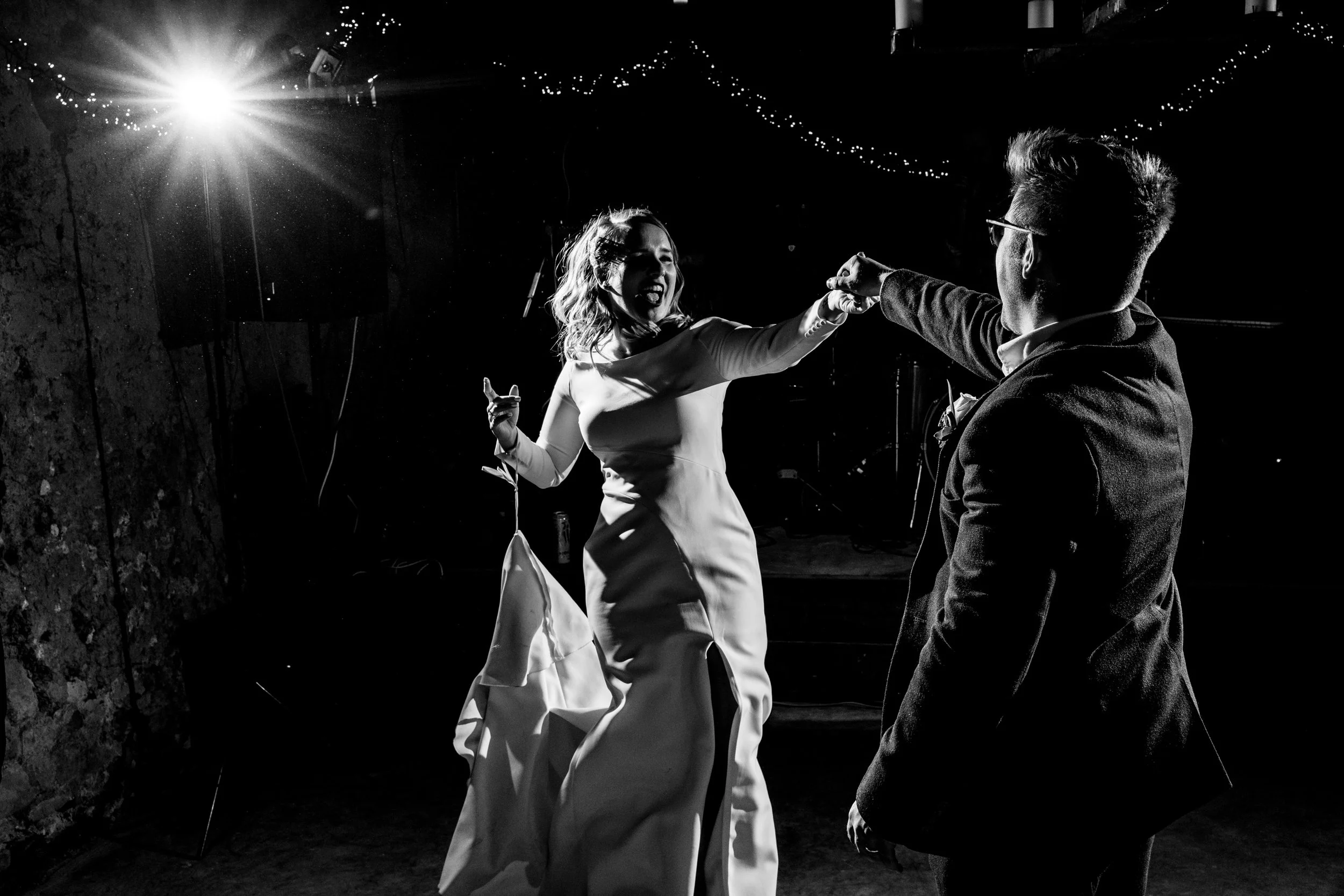 black and white first dance wedding at higher eggbeer devon