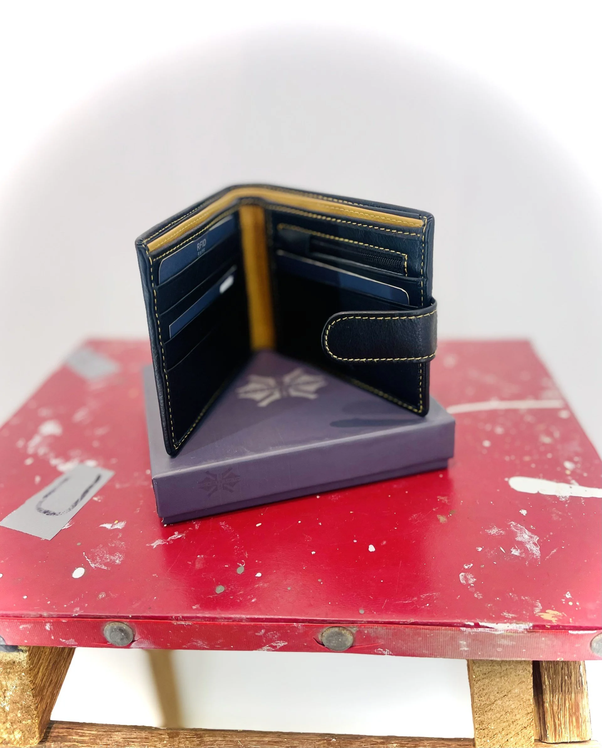 wallet 4.jpg