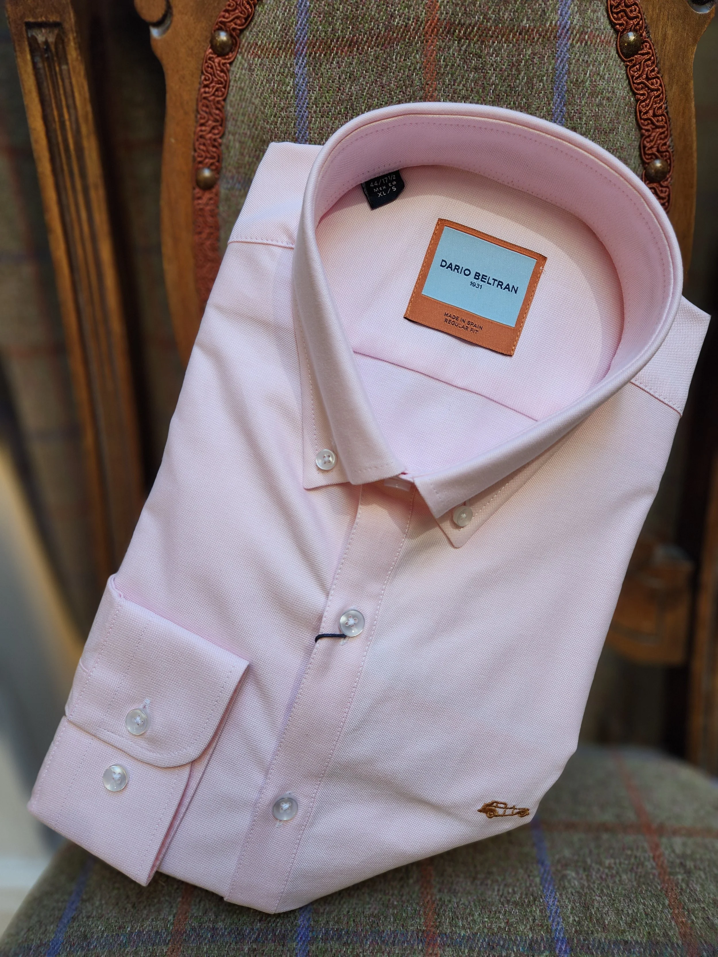 Dario Beltran Pink Shirt