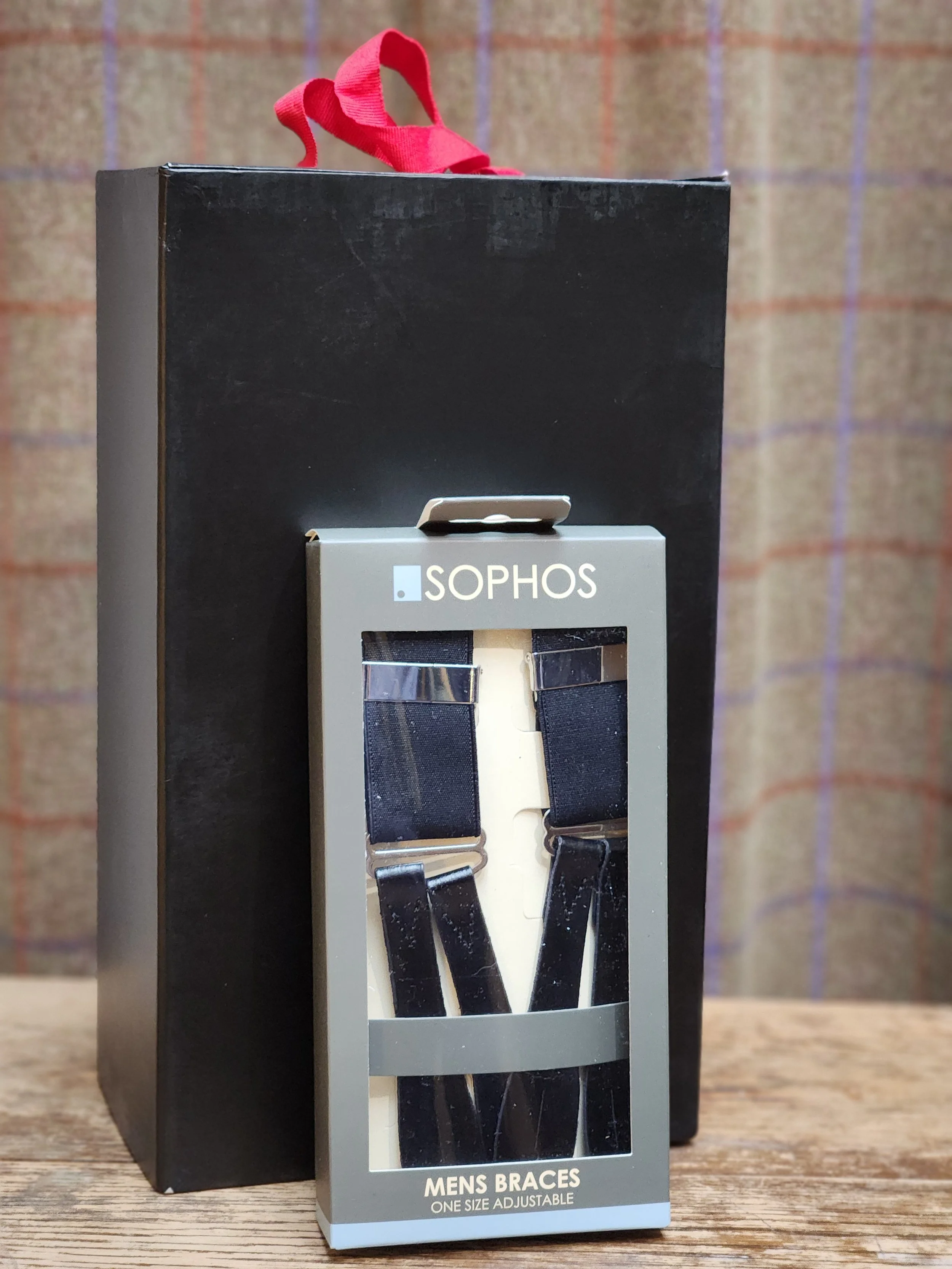 Black Button End Braces