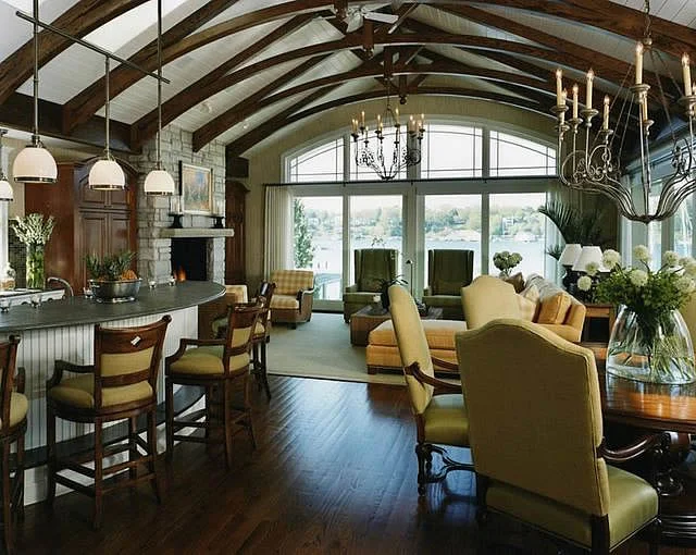 1-vaulted beamed greatroom.jpg