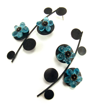 blue_flowers_earrings.jpg