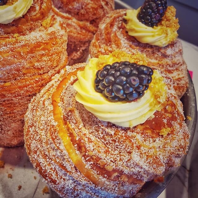 Cruffins

#GeorgetownFoodland #restaurants #foodiefoto #foodie #influencer #restaurant #marketing #advertising #foodinfluencer #eeeeeats #beach #EatItUpGeorgetown #travel #picoftheday #instapic #foodpics #foodbeast #ITKWD #GeorgetownSC #foodiephoto #