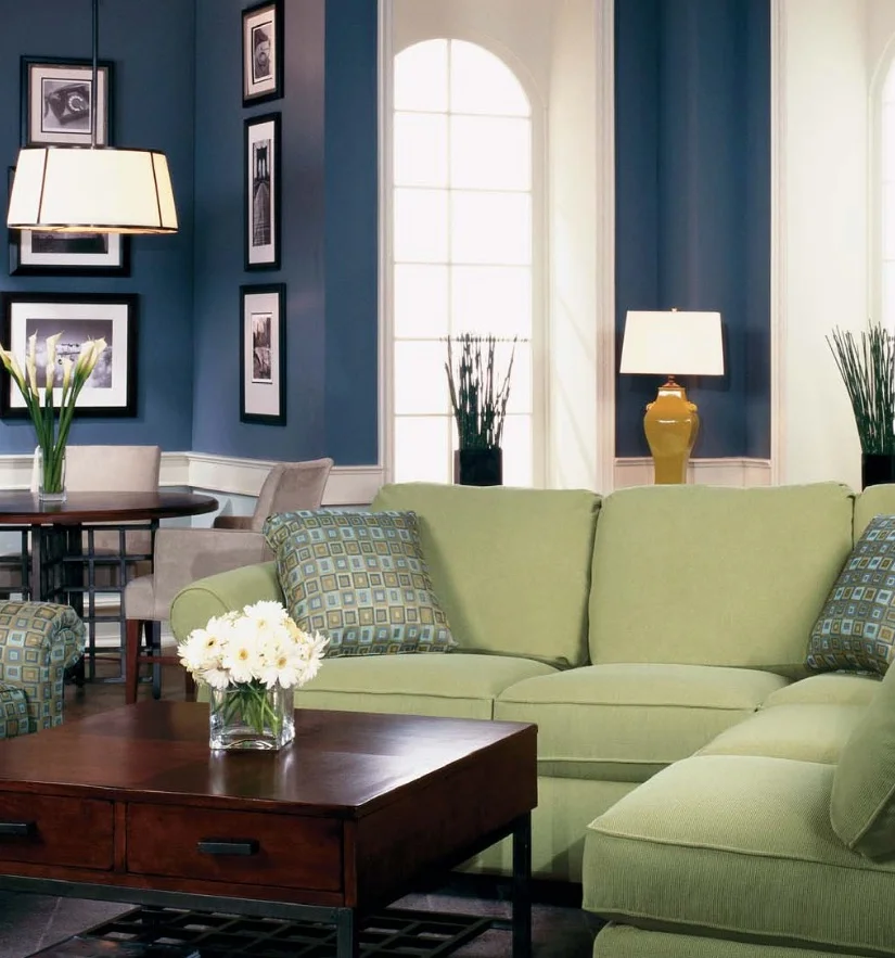 michaelmurphy-familyroom.jpg