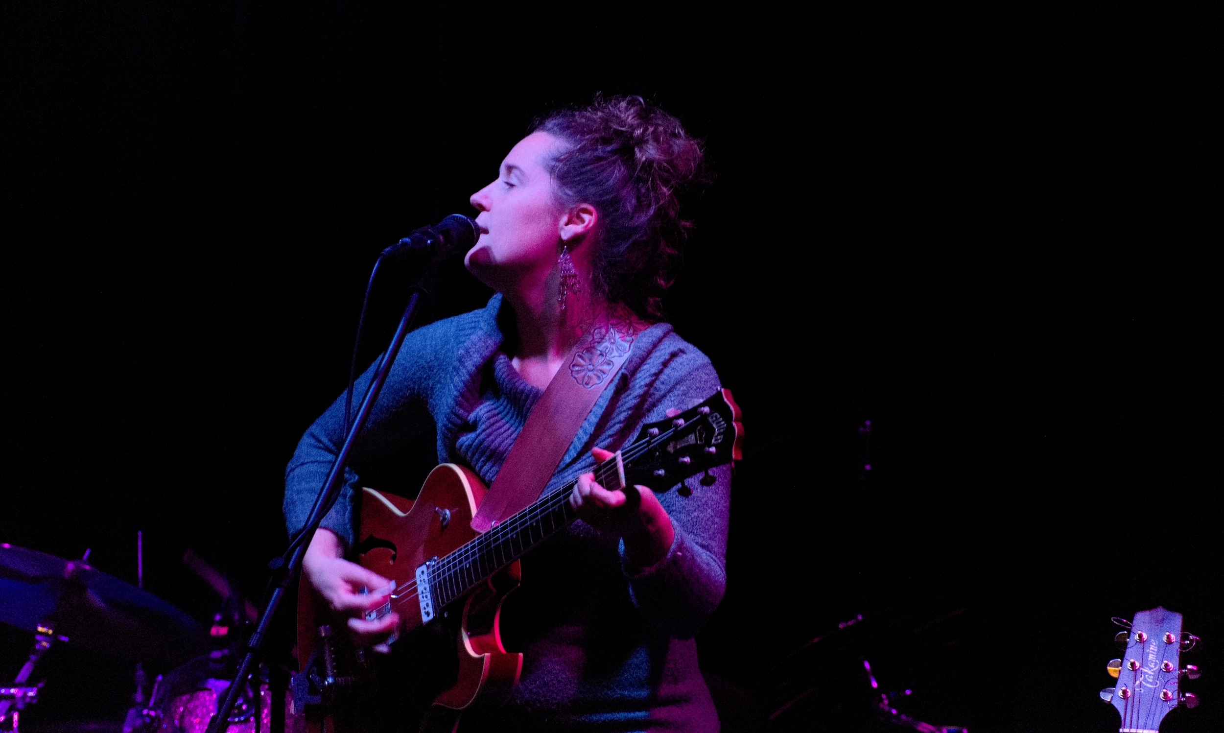 _@promo photo_electric-mic-PHOME.png