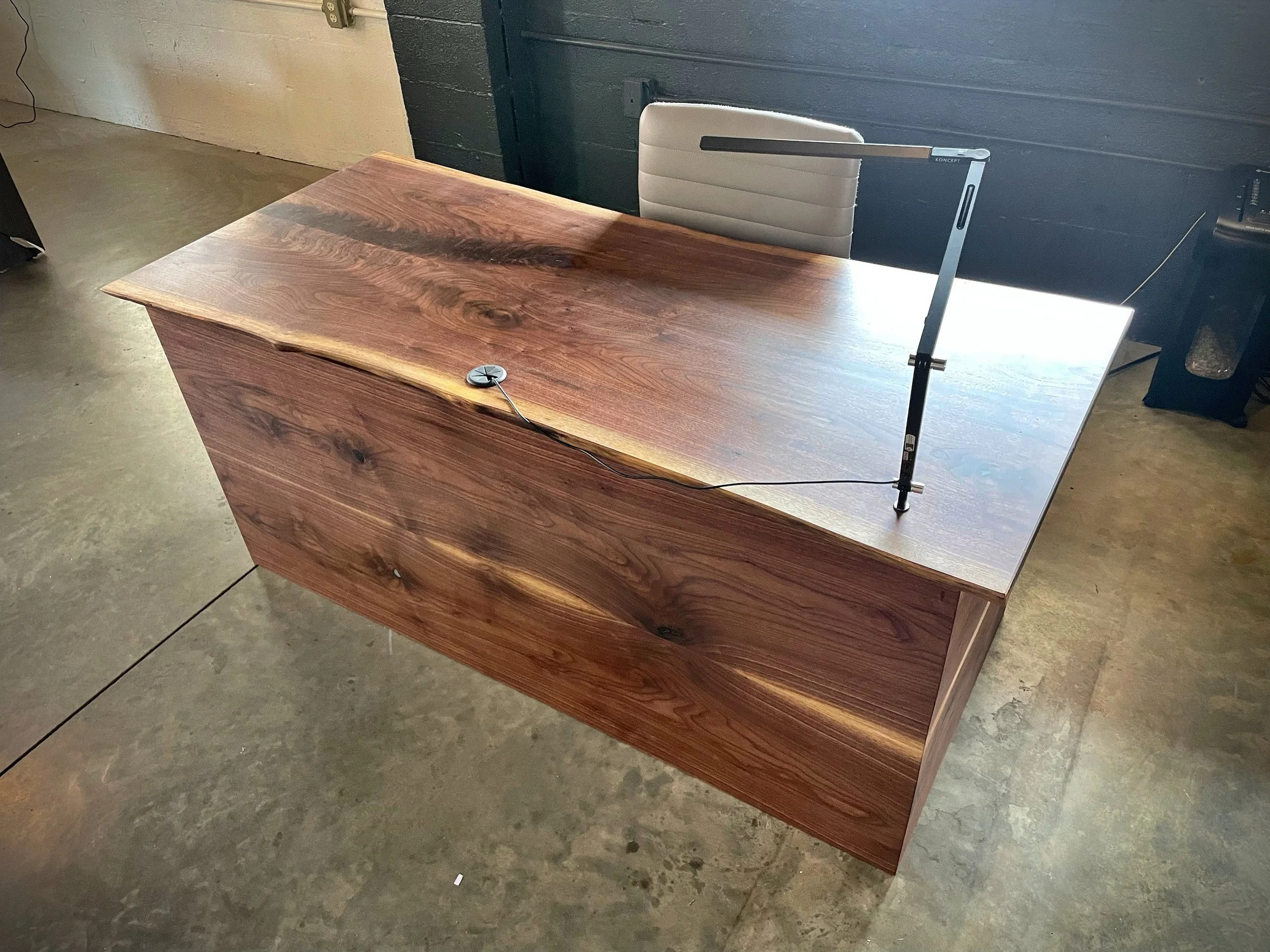 https://i.etsystatic.com/9936152/r/il/da52ea/5590349453/il_fullxfull.5590349453_huy8.jpg